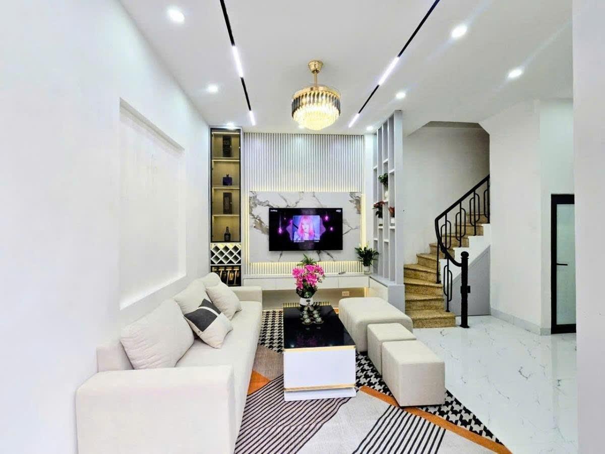 Sở hữu nhà đẹp 30 m2 tại Đường Định Công - Định Công - Hoàng Mai - Hà Nội, giá 6,86 tỷ