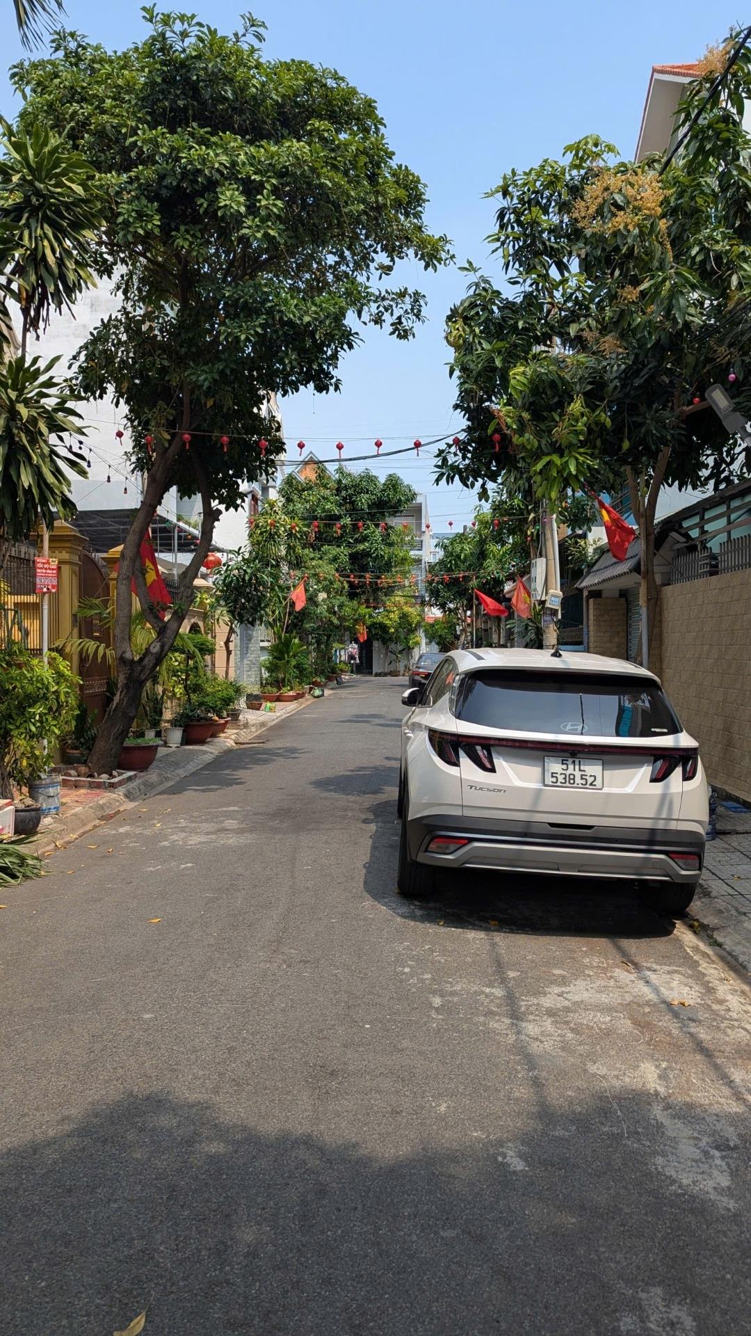 Cần bán gấp nhà riêng sổ đỏ 66 m2, hướng Đông-Nam tại Đường Nguyễn Hữu Cảnh - Vũng Tàu, giá 6,8 tỷ