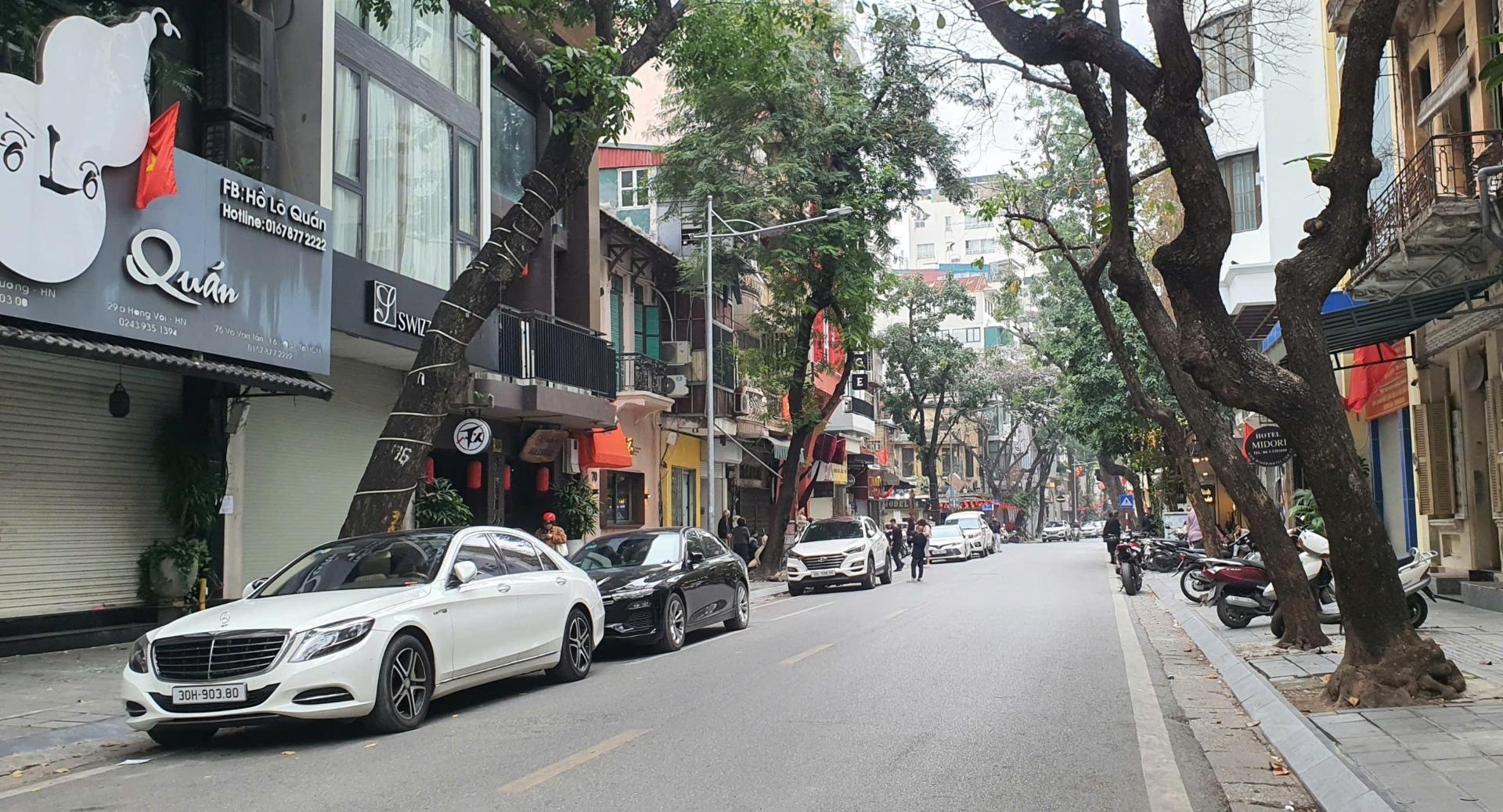 Cần bán ngay nhà mặt phố đẹp 270 m2 tại Đường Triệu Việt Vương - Hai Bà Trưng, giá 373 tỷ