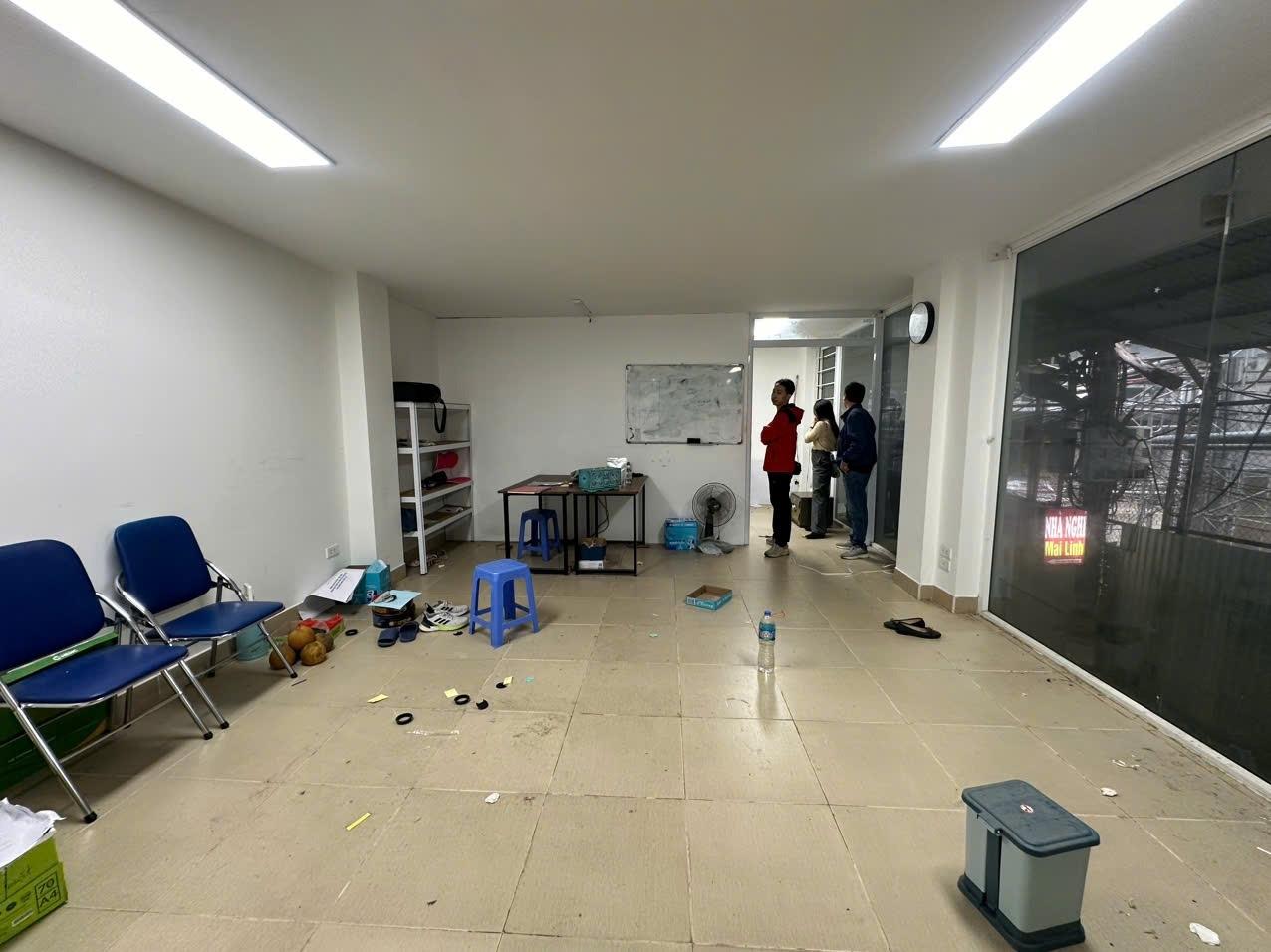 Cho thuê văn phòng Nguỵ Như Kon Tum, 60 m2/tầng, sàn thông, vị trí sầm uất , tiện giao dịch