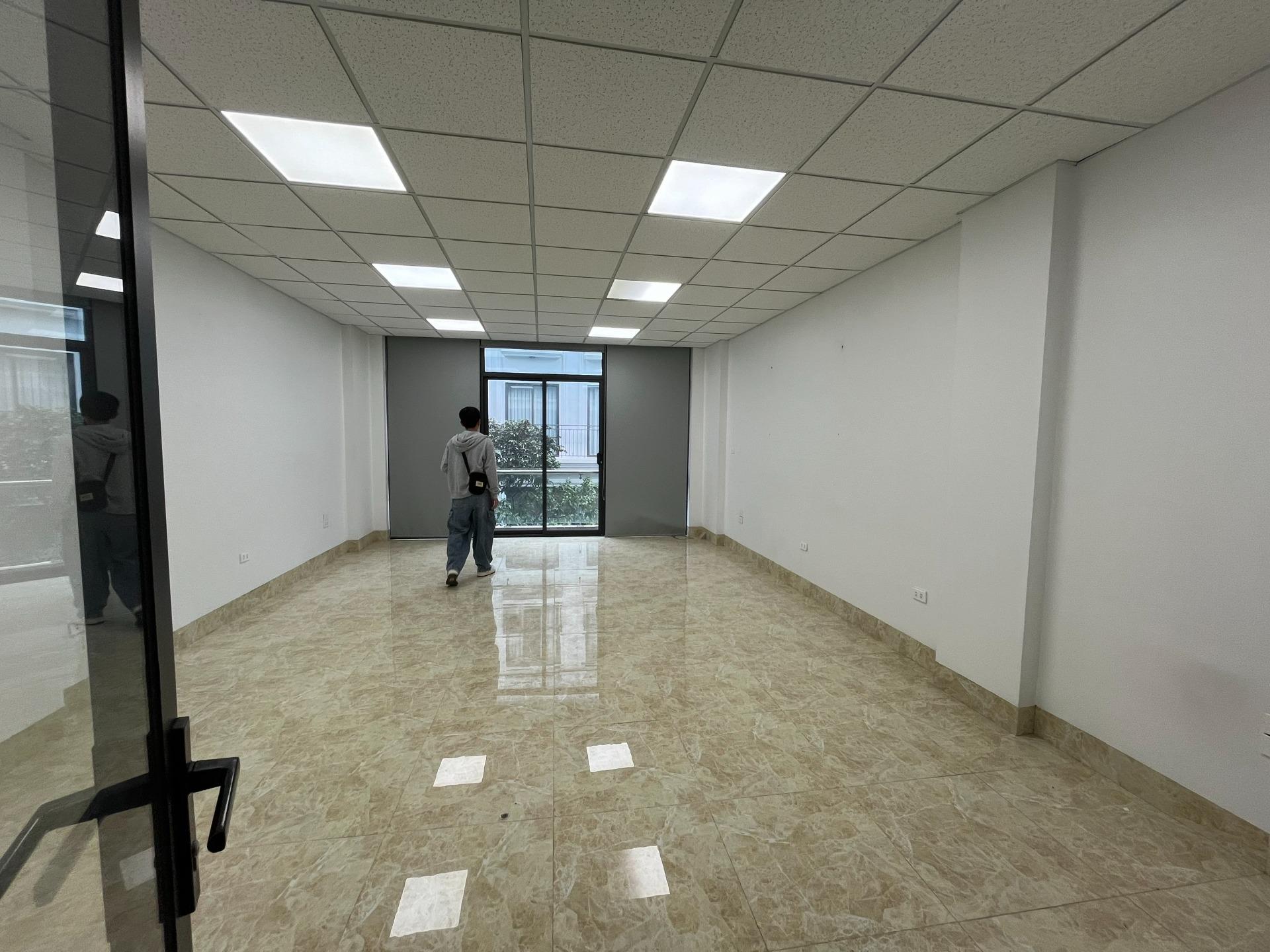 Cho thuê văn phòng Nguyễn Văn Lộc, Mỗ Lao, 55 m2/tầng, sàn thông đẹp giá rẻ