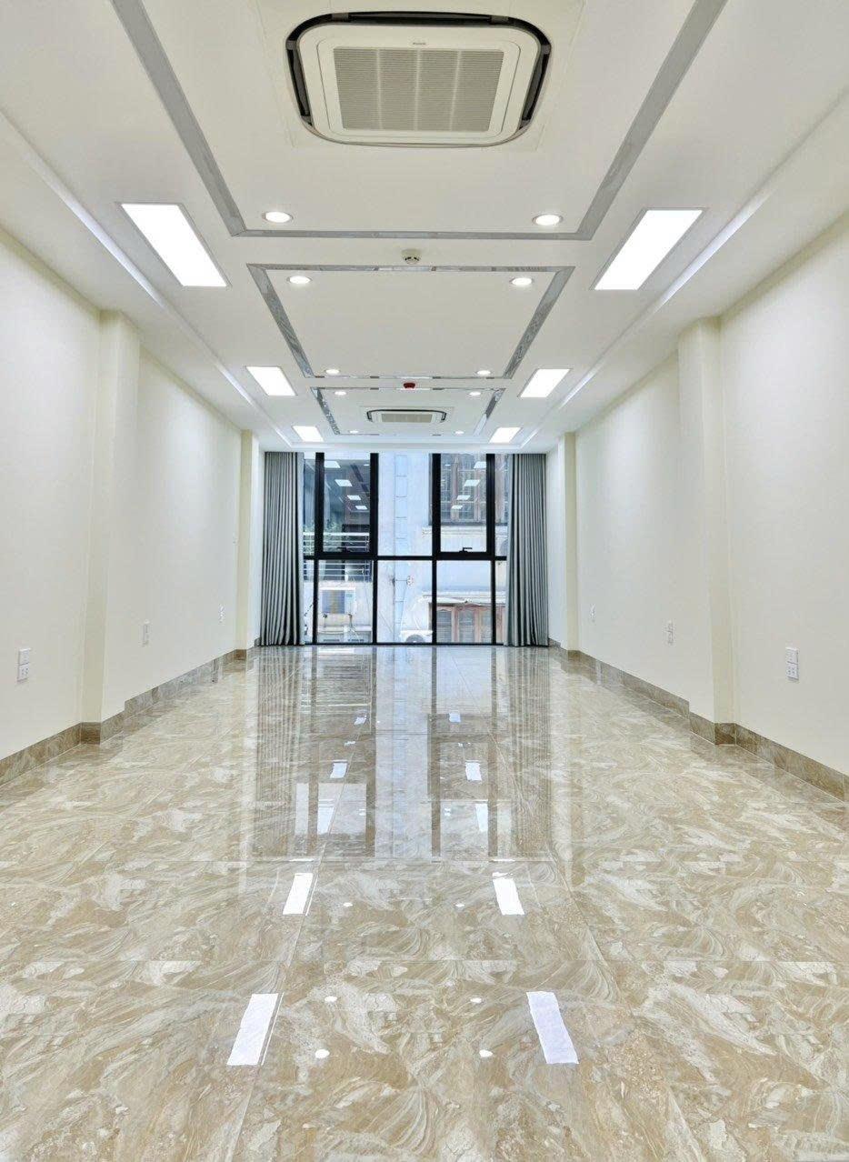 Cho thuê văn phòng Nguyễn Chánh, 60 m2/tầng, sàn thông mới đẹp như ảnh