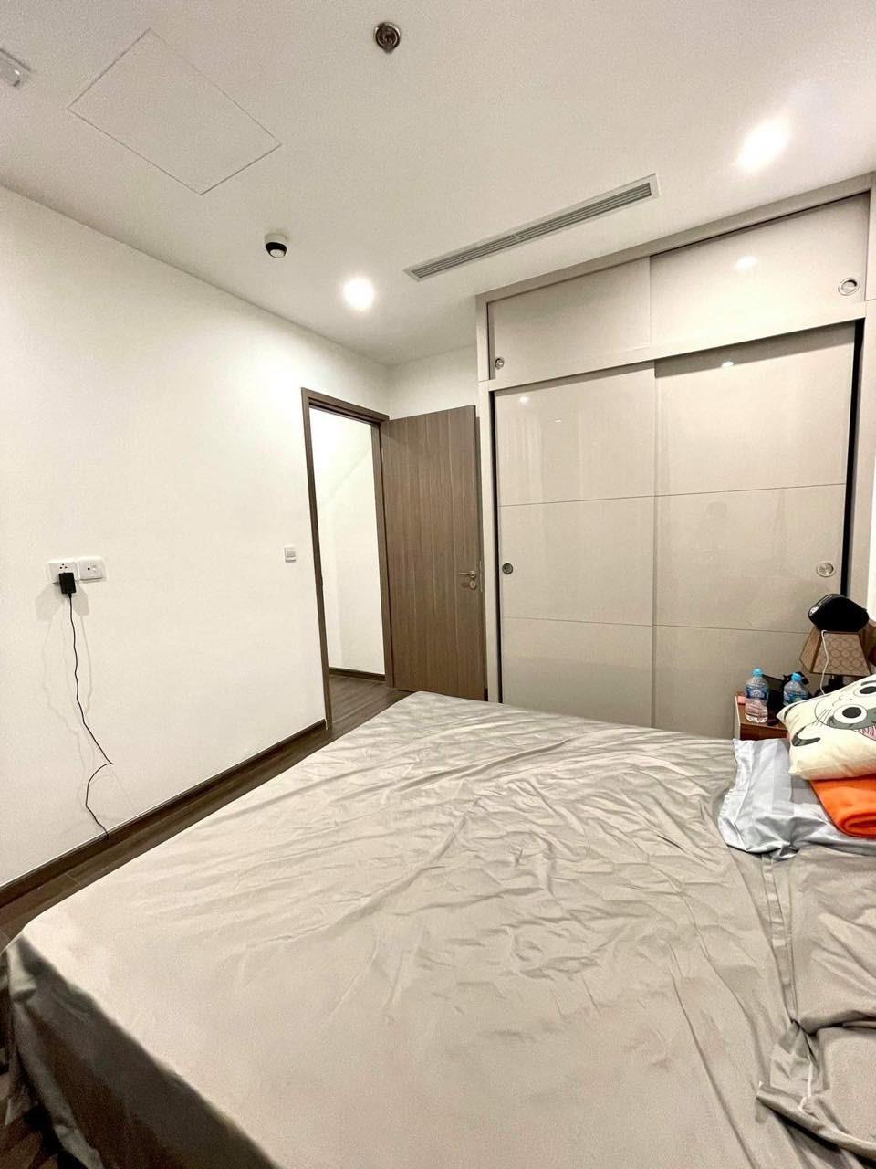 Cần cho thuê gấp căn hộ chung cư 40 m2 tại Đường Chu Huy Mân - Long Biên, giá 10,5 tr/tháng