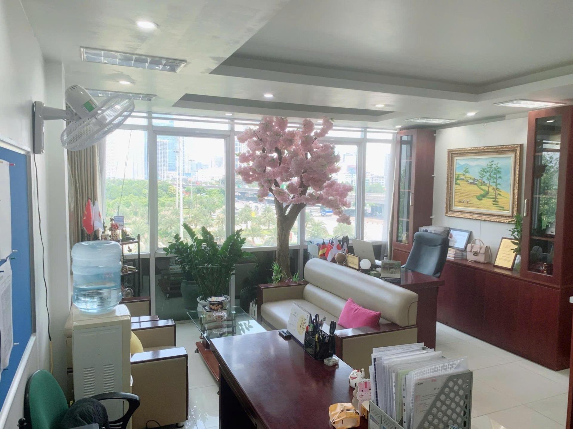 Cho thuê văn phòng 30 m2, view đẹp, đối diện BiG  C Thăng Long