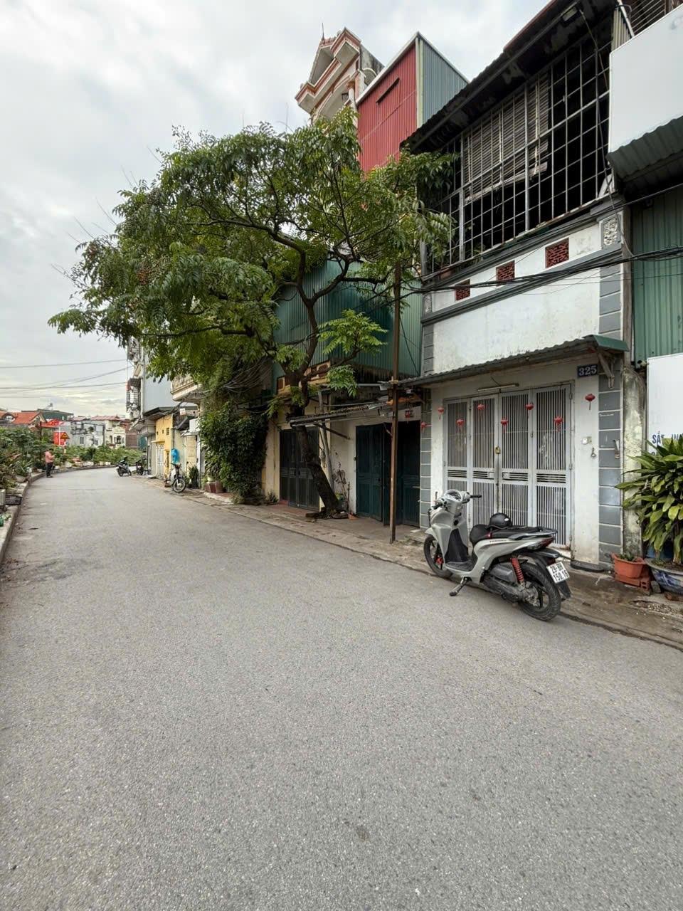 Bán nhanh nhà mặt phố 48 m2, hướng Đông-Nam tại Đường Nguyễn Khoái - Hai Bà Trưng, giá 3,6 tỷ