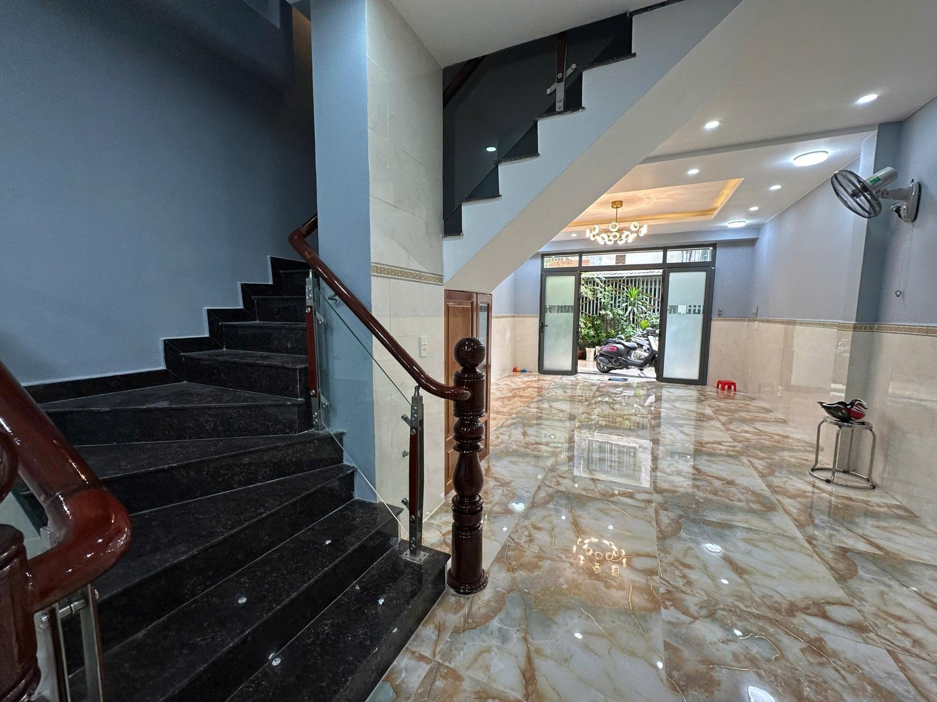 Chuyển nhượng nhà đất 50 m2 tại Đường Trần Não - An Phú - Quận 2 - TP Hồ Chí Minh, giá 12,5 tỷ