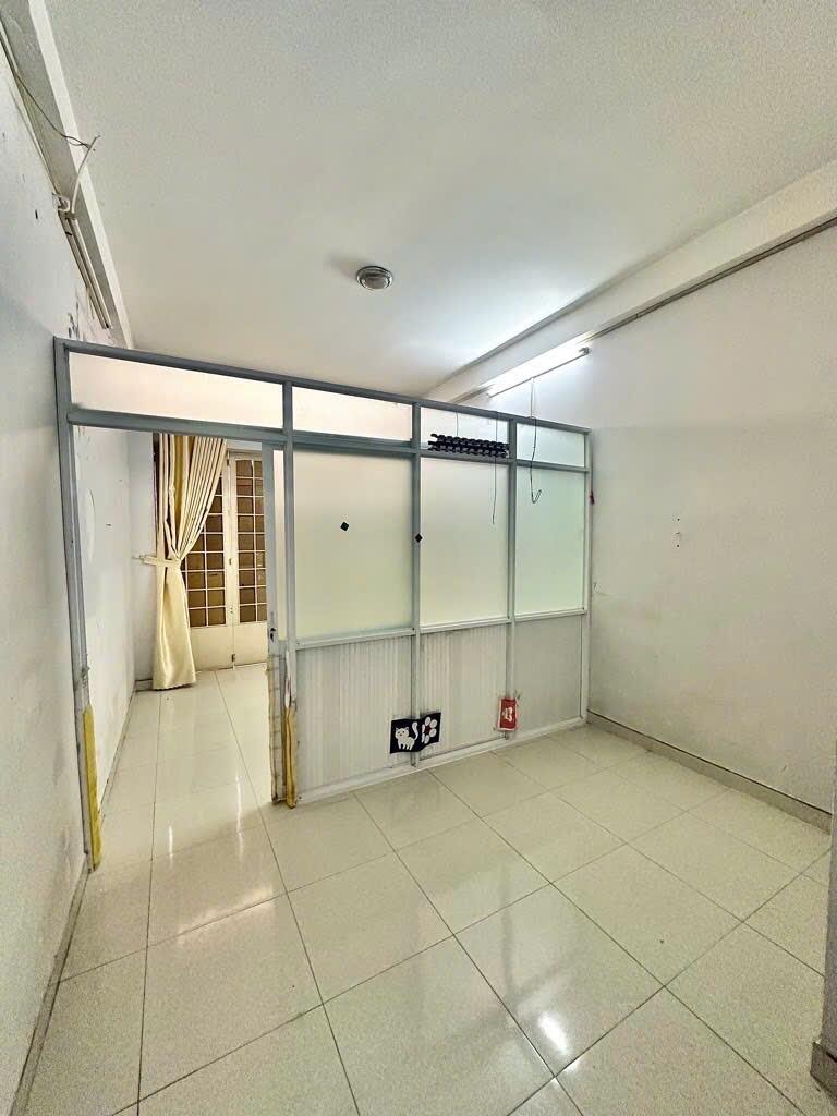 Cần bán gấp bán nhanh căn nhà 37 m2 tại Đường Ngô Quyền - 8 - Quận 10 - TP Hồ Chí Minh, giá 7,1 tỷ