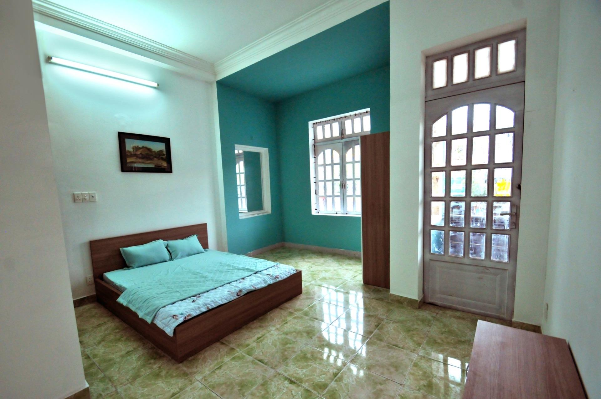 Cho thuê gấp nhà trọ, phòng trọ 18 m2 tại Đường Quang Trung - 10 - Gò Vấp, giá 2,5 tr/tháng