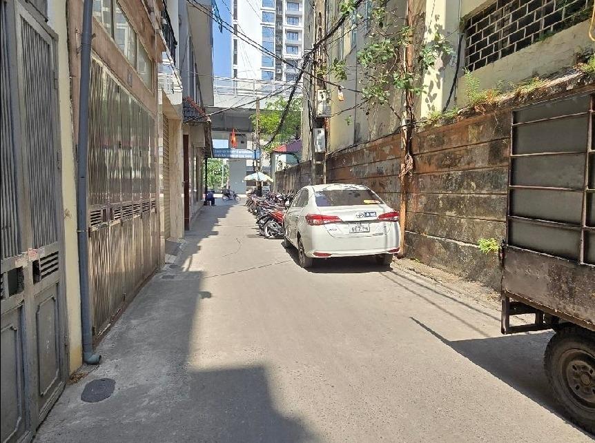 Sở hữu căn nhà mặt phố 40 m2 tại Phố Bà Triệu - Lê Đại Hành - Hai Bà Trưng - Hà Nội, giá 15 tỷ