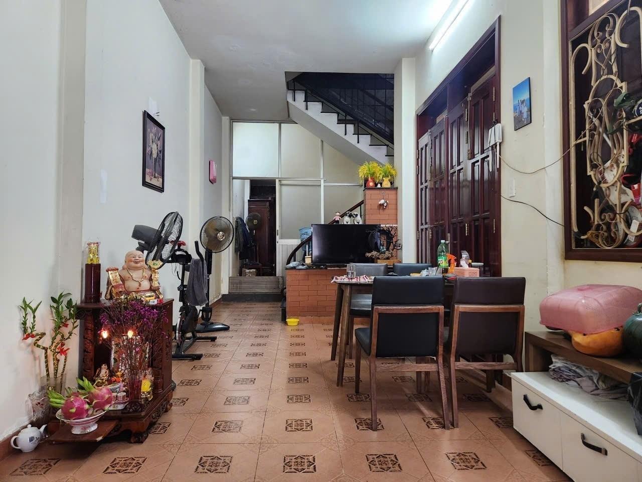 Cần bán căn nhà mặt phố 70 m2 tại Phường 17 - Gò Vấp - TP Hồ Chí Minh, giá 10,8 tỷ