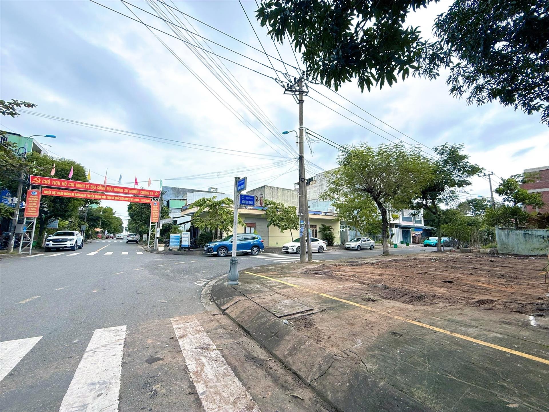 Chuyển nhượng miếng đất 127 m2 tại Hòa Minh - Liên Chiểu - Đà Nẵng, giá 11,5 tỷ