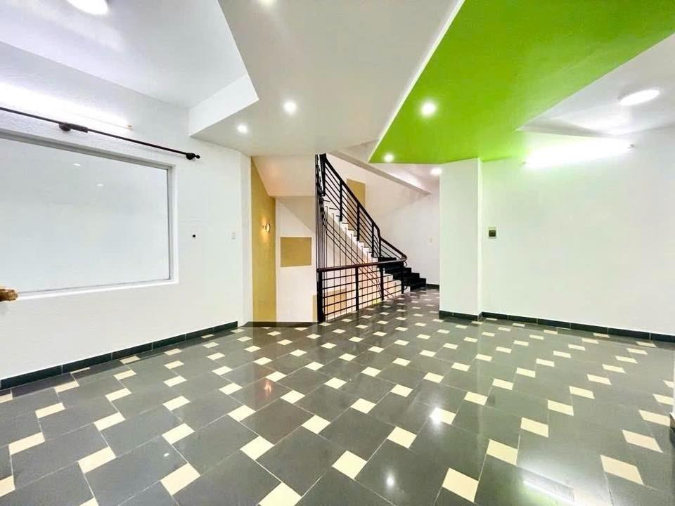 Sở hữu nhà biệt thự 210 m2, giá 30 tỷ tại Đường Nguyễn An Ninh - 14 - Bình Thạnh - TP Hồ Chí Minh