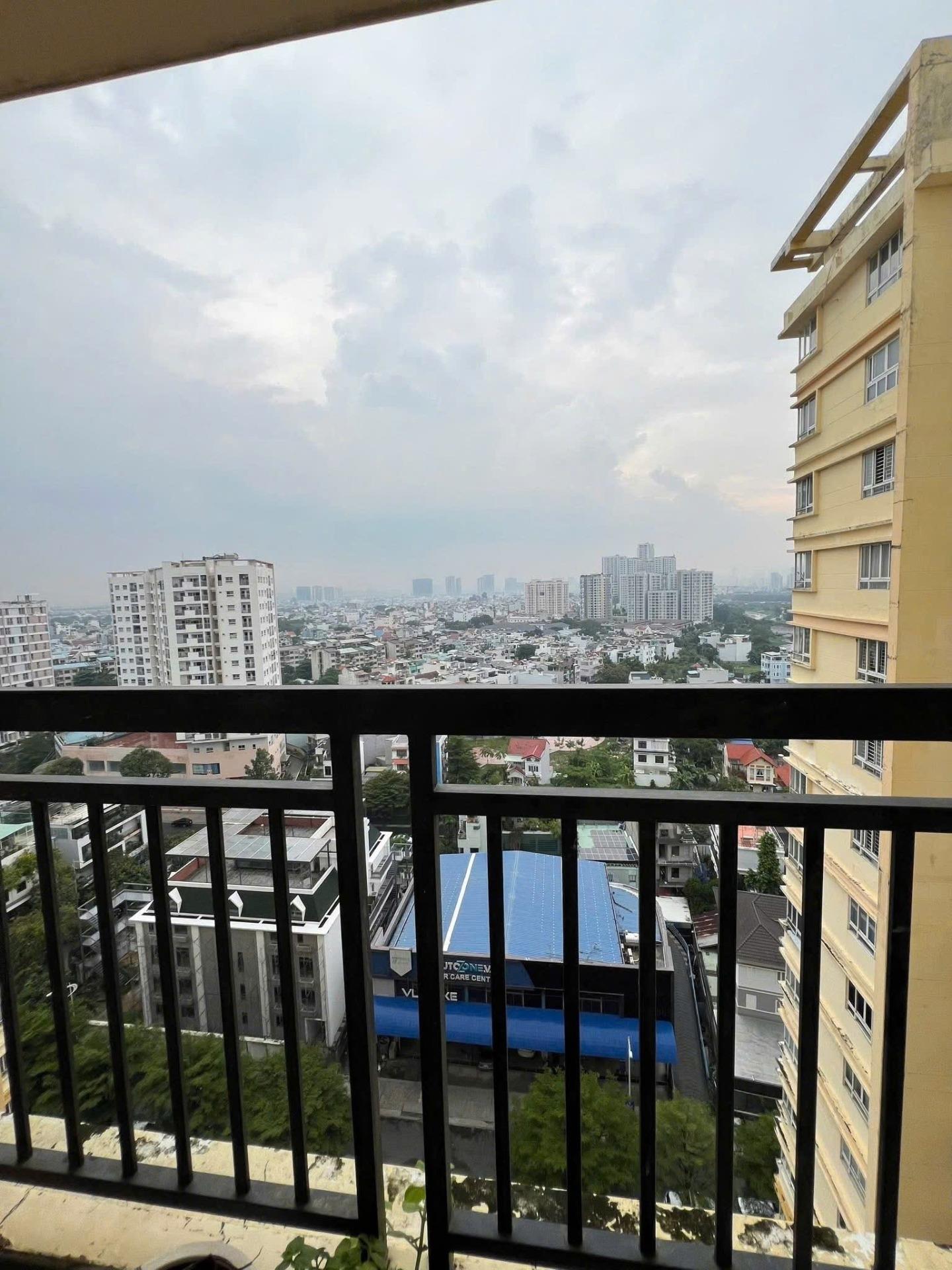 Cần cho thuê gấp căn chung cư 75 m2 tại Đường Lũy Bán Bích - Tân Phú, giá 11,5 triệu/tháng