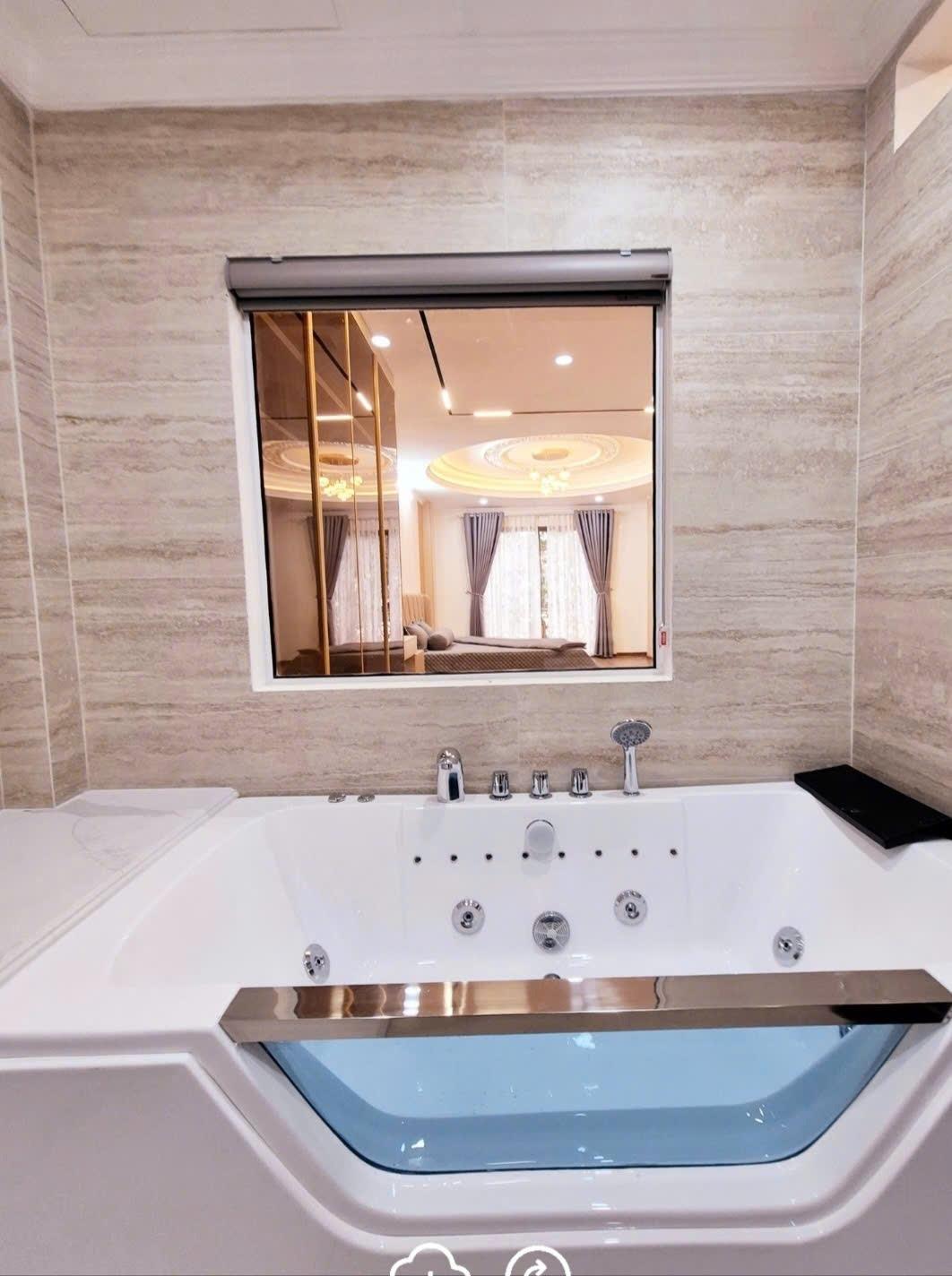 Bán căn nhà đẹp 55 m2 tại Đường Đền Lừ 2 - Tương Mai - Hoàng Mai - Hà Nội, giá 33,2 tỷ