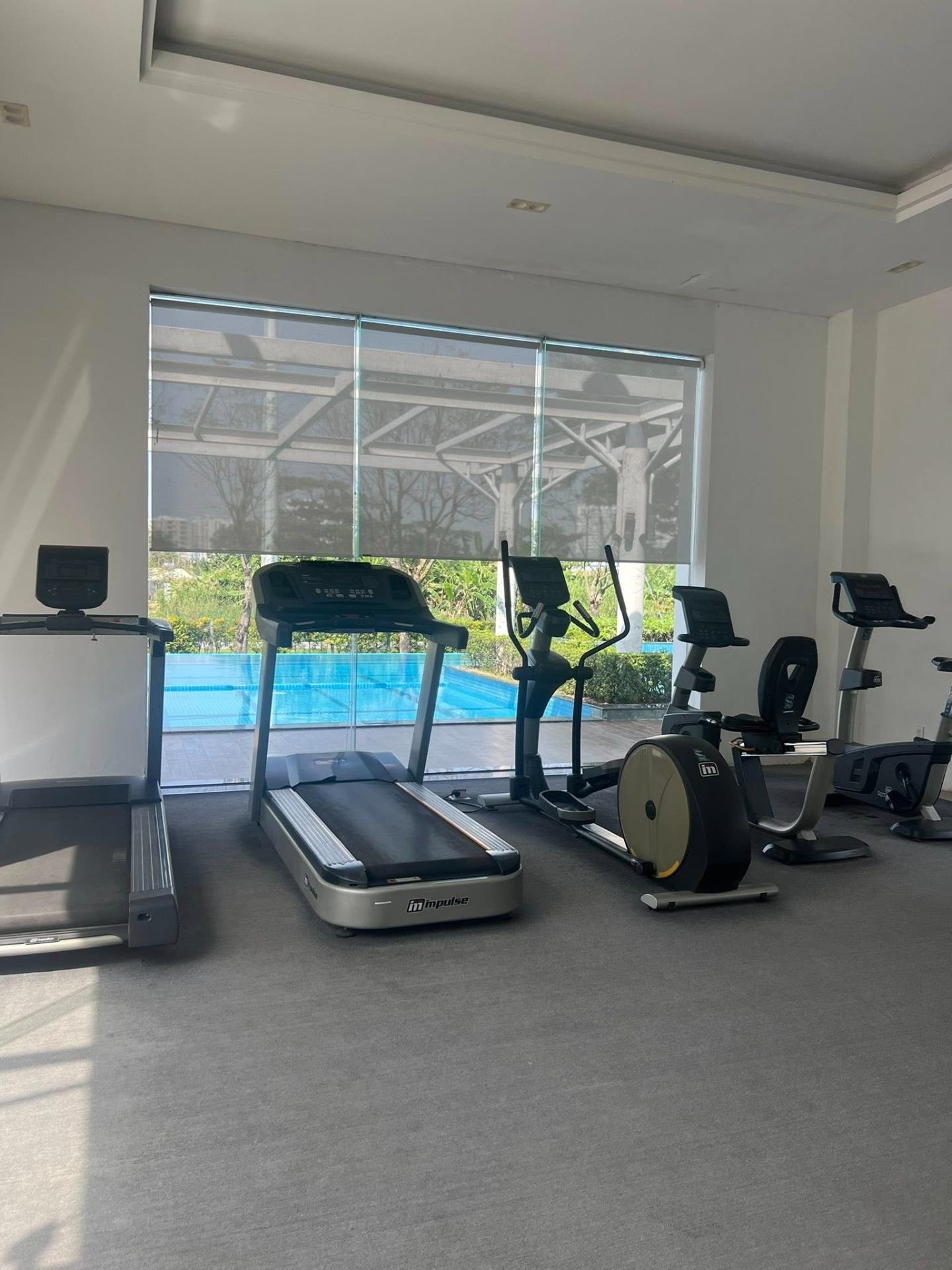 Cần bán nhà phố 175 m2, hướng Tây-Bắc tại Đường Trịnh Quang Nghị - Bình Chánh, giá 15,7 tỷ