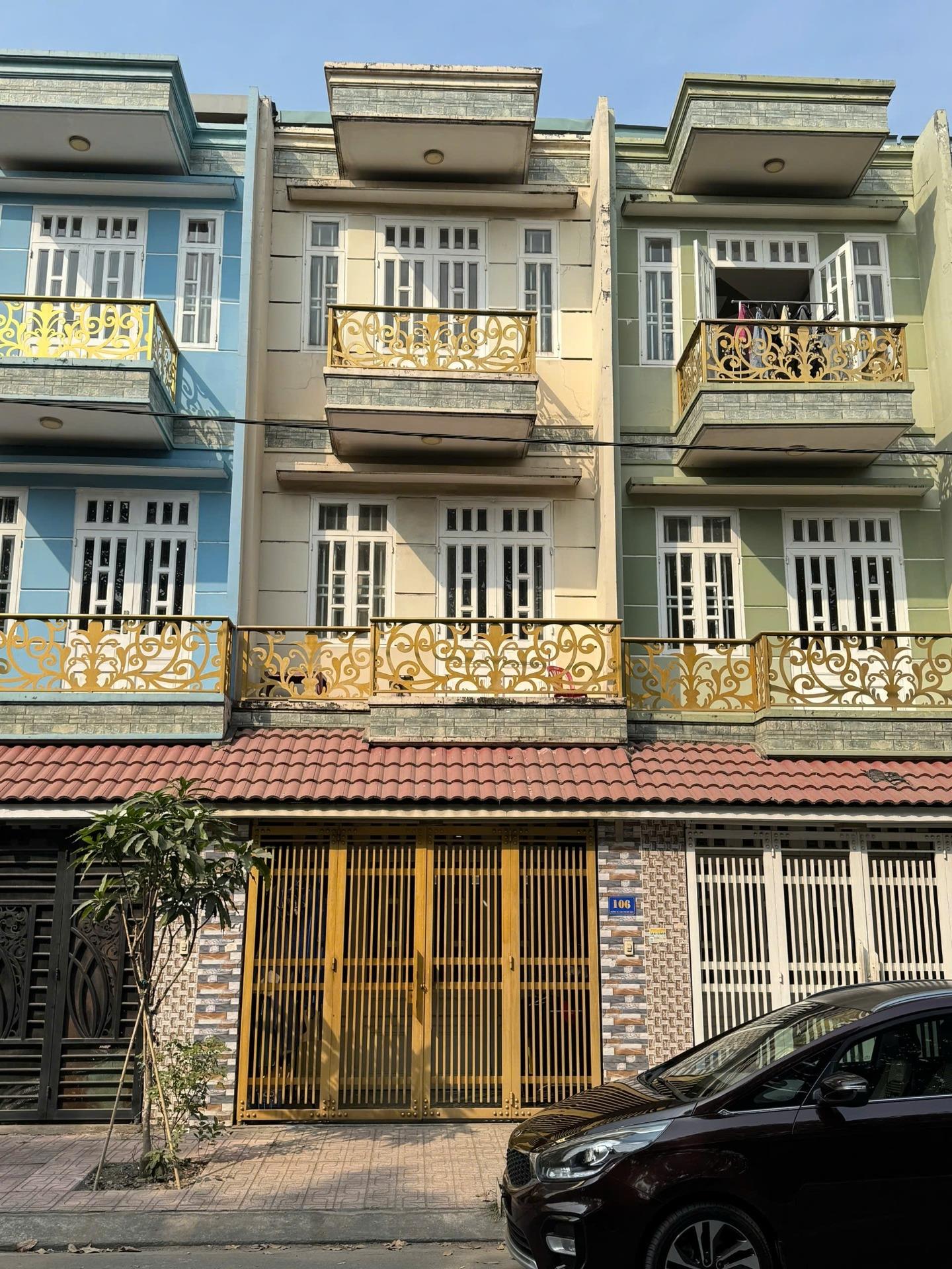 Cần bán gấp nhà mặt phố đẹp 60 m2, hướng Nam tại Đường Mỹ Phước Tân Vạn - Dĩ An, giá 4,65 tỷ