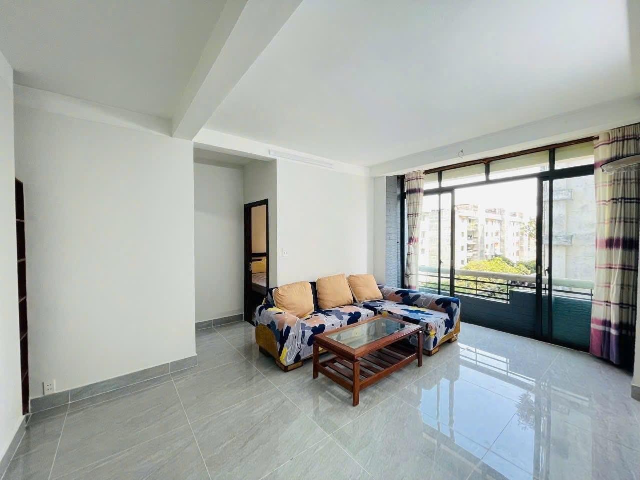 Cần cho thuê gấp căn chung cư 75 m2 tại Đường Ni Sư Huỳnh Liên - Tân Bình, giá 8,5 triệu/tháng