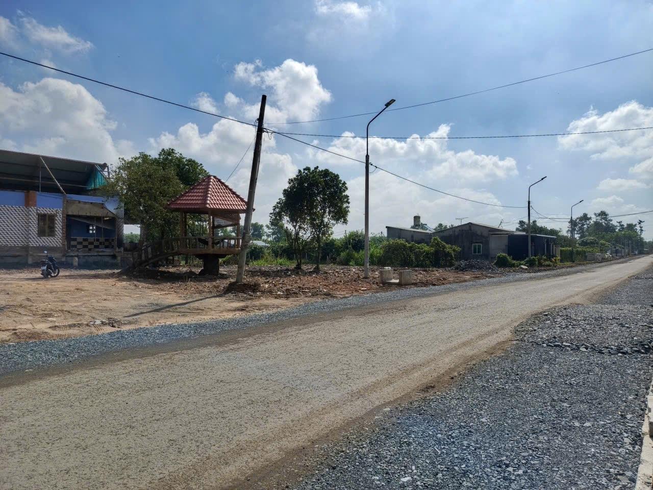 Cần bán đất 145 m2 tại Đường Hương Lộ 15 - Bình Lợi - Vĩnh Cửu - Đồng Nai, giá 2,1 tỷ