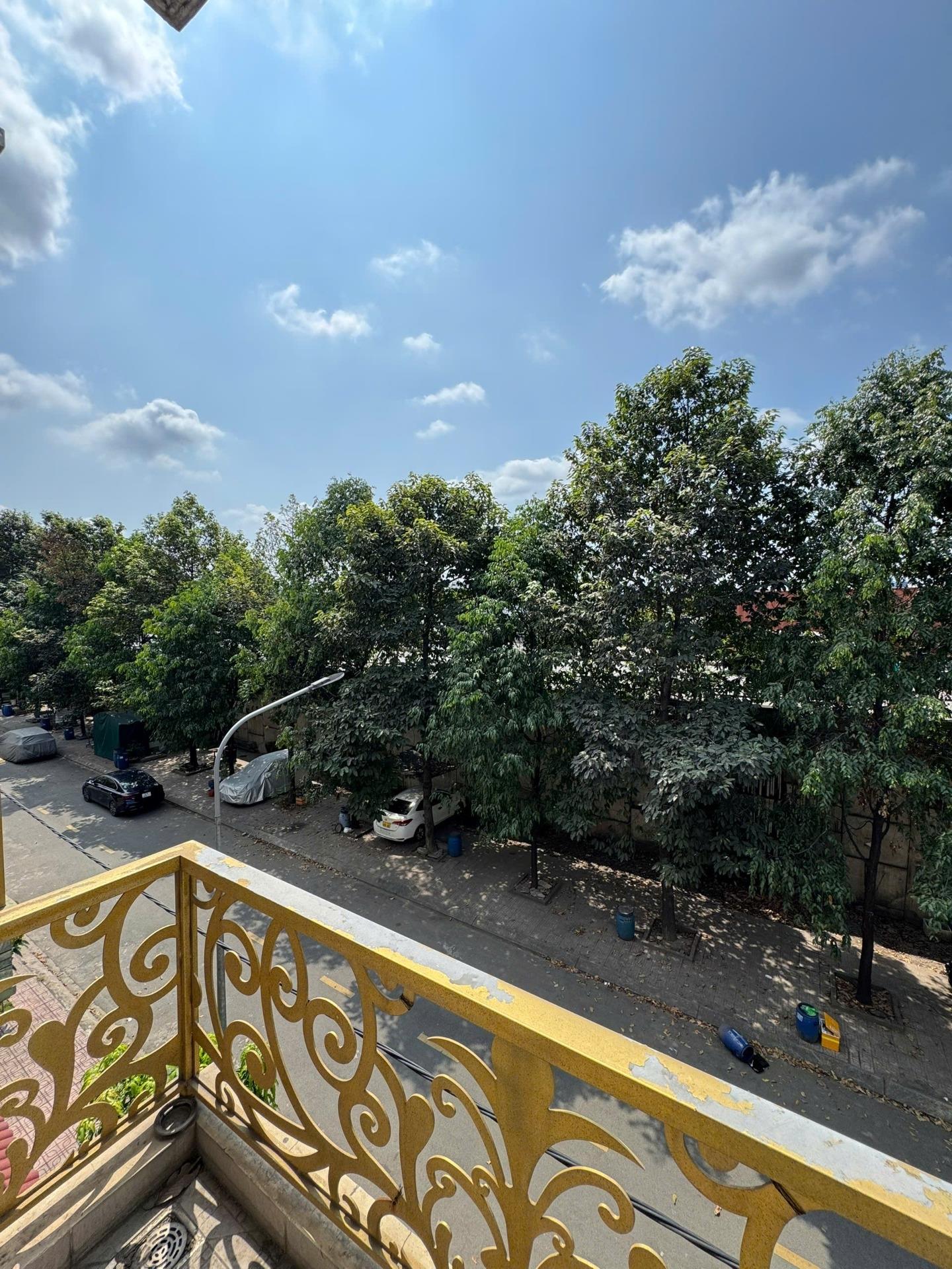 Cần bán gấp nhà mặt phố đẹp 60 m2, hướng Nam tại Đường Mỹ Phước Tân Vạn - Dĩ An, giá 4,65 tỷ