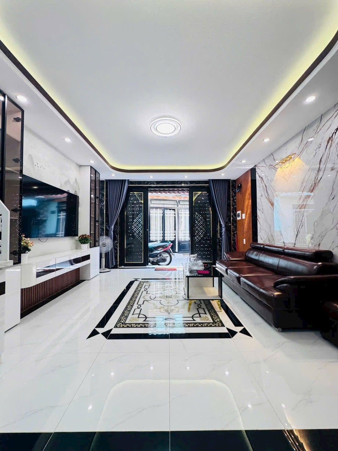 Sở hữu nhà đất 56 m2 tại Đường Thích Quảng Đức - 4 - Phú Nhuận - TP Hồ Chí Minh, giá 2,3 tỷ