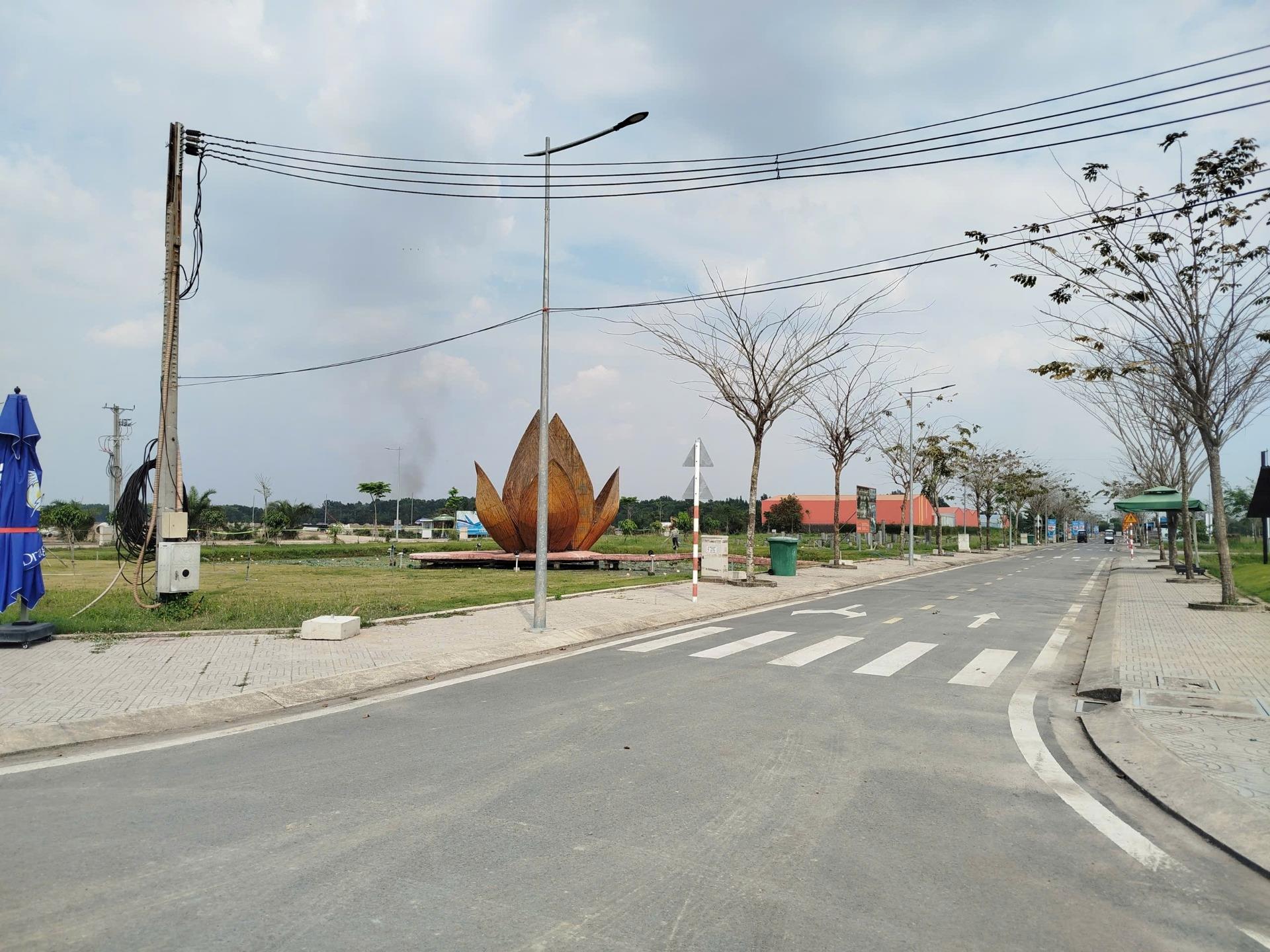 Sở hữu đất nền 75 m2, hướng Tây tại Đường 10 - Đức Hoà Đông - Đức Hòa - Long An, giá 2,03 tỷ