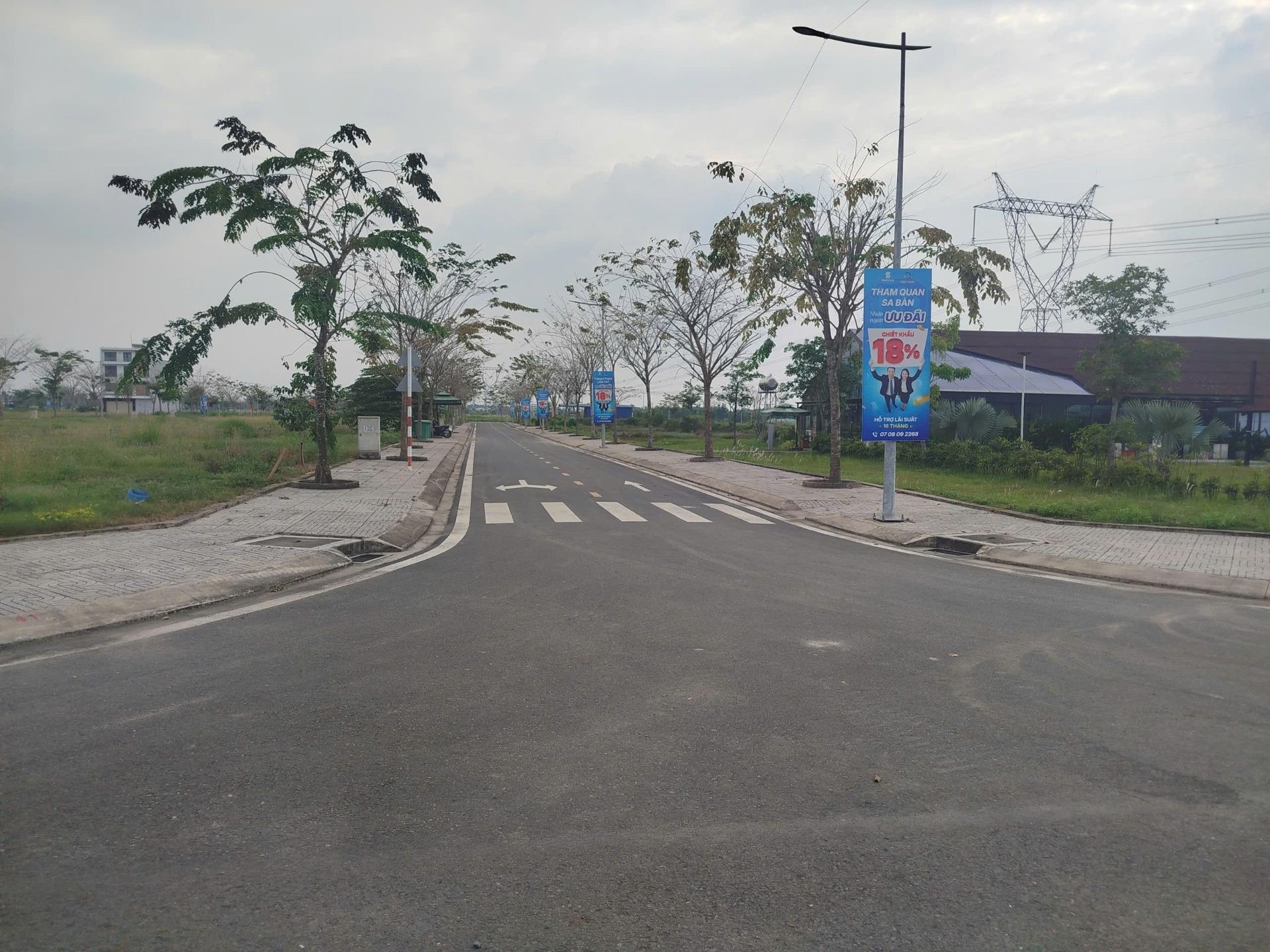 Bán nhanh lô đất nền 90 m2, hướng Tây tại Đường 10 - Đức Hoà Đông - Đức Hòa - Long An, giá 2,51 tỷ