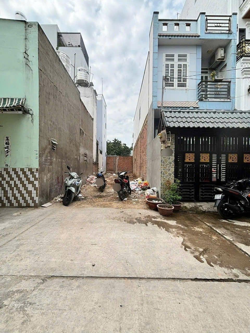 Cần bán nhanh lô đất 80 m2, hướng Bắc tại Bình Tân - TP Hồ Chí Minh, giá 6,4 tỷ