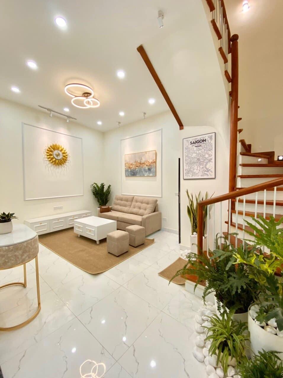 Cần bán ngay nhà sổ riêng 38 m2 tại Đường Đại Từ - Đại Kim - Hoàng Mai - Hà Nội, giá 7,38 tỷ