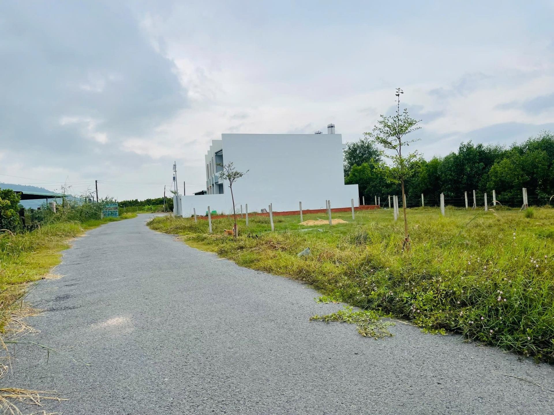 Cần bán gấp bán nhanh đất 250 m2 tại Đường 13 - Hòa Lợi - Bến Cát - Bình Dương, giá 730 triệu