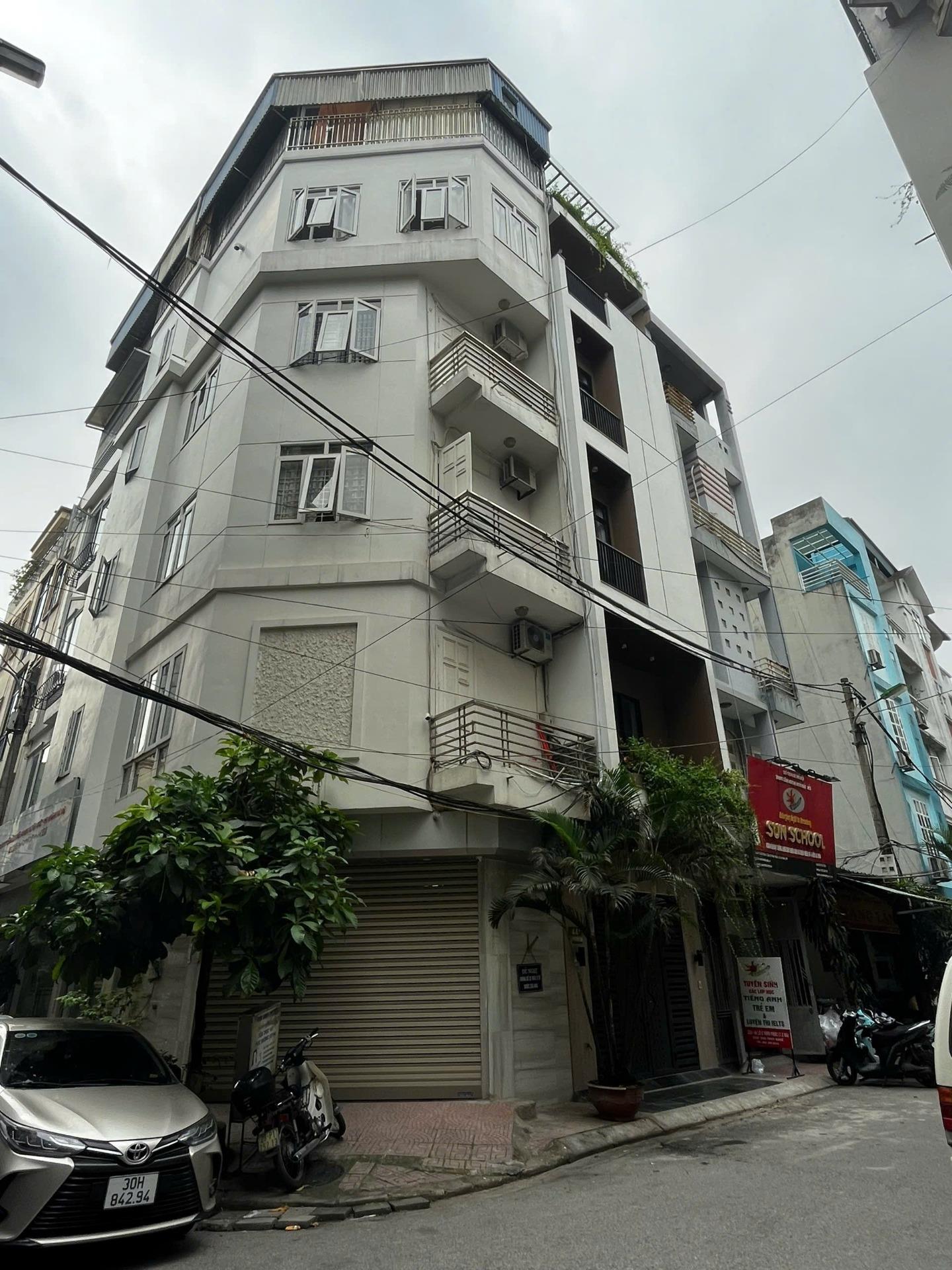 Cần bán gấp bán nhanh nhà sổ riêng 57 m2 tại Đường Vạn Bảo - Liễu Giai - Ba Đình, giá 20 tỷ