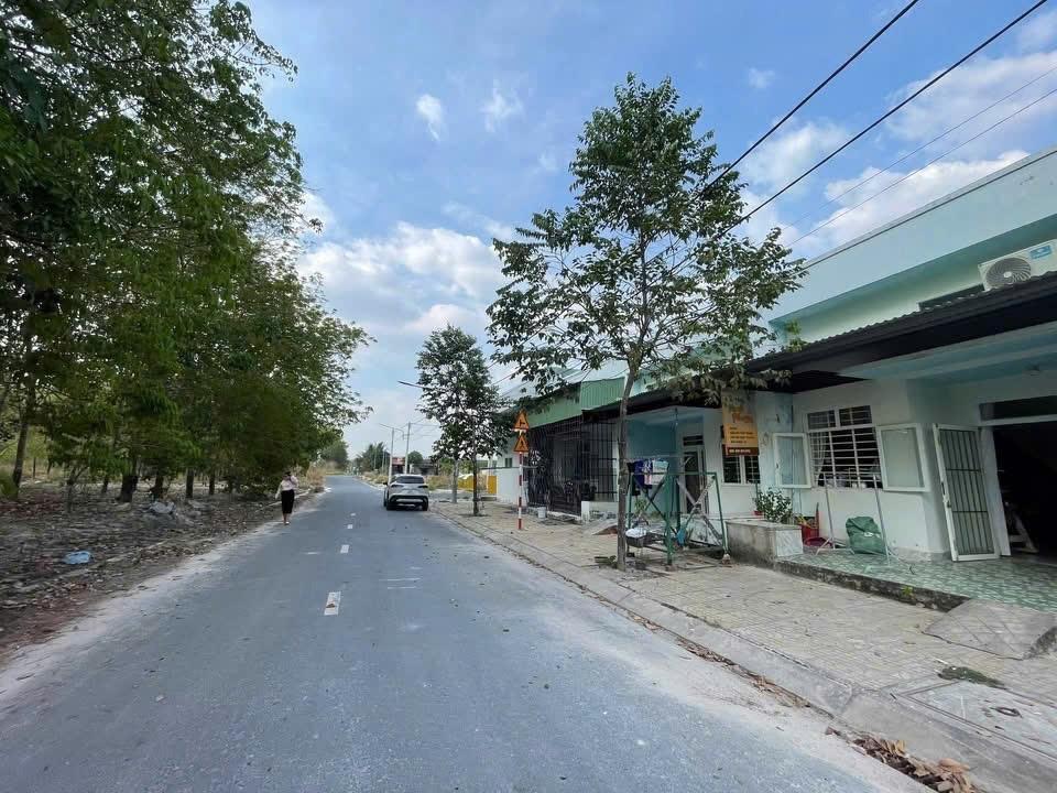 Cần bán nhanh đất nền 300 m2 tại Xã Minh Hưng - Chơn Thành - Bình Phước, giá 190 triệu