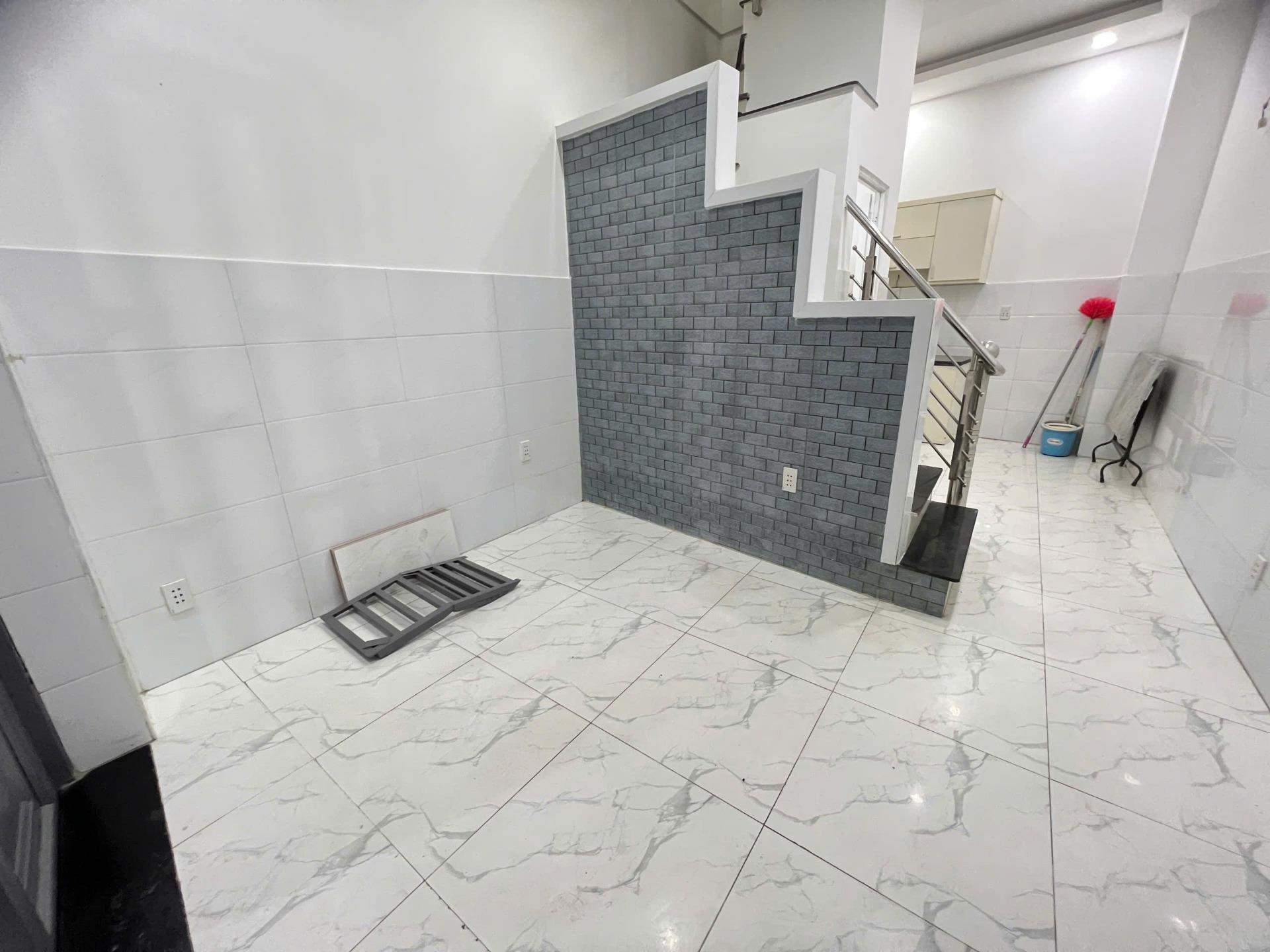 Cho thuê gấp biệt thự 74 m2 tại Đường Quốc lộ 1A - Quận 12 - TP Hồ Chí Minh, giá 6 tr/tháng