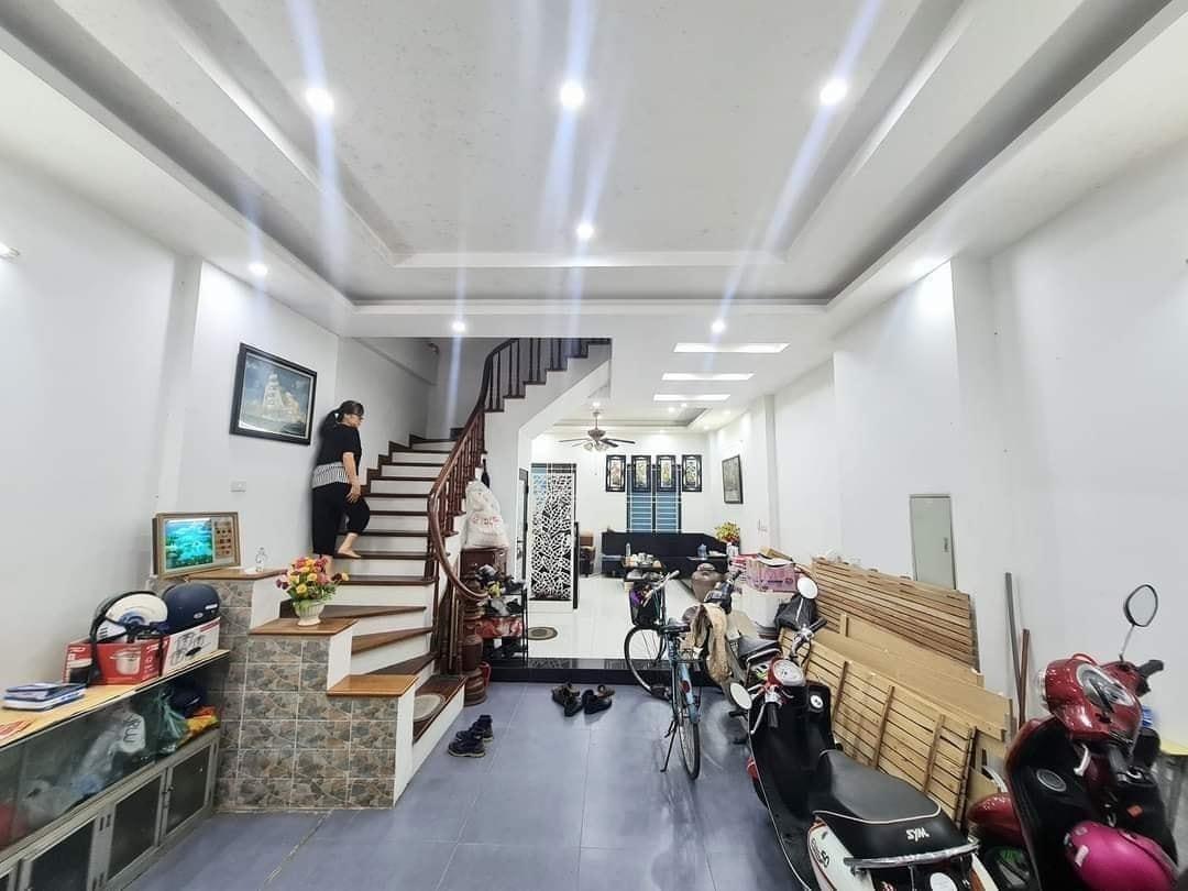 Bán nhanh nhà sổ riêng 45 m2 tại Đường Kim Giang - Đại Kim - Hoàng Mai - Hà Nội, giá 8,25 tỷ