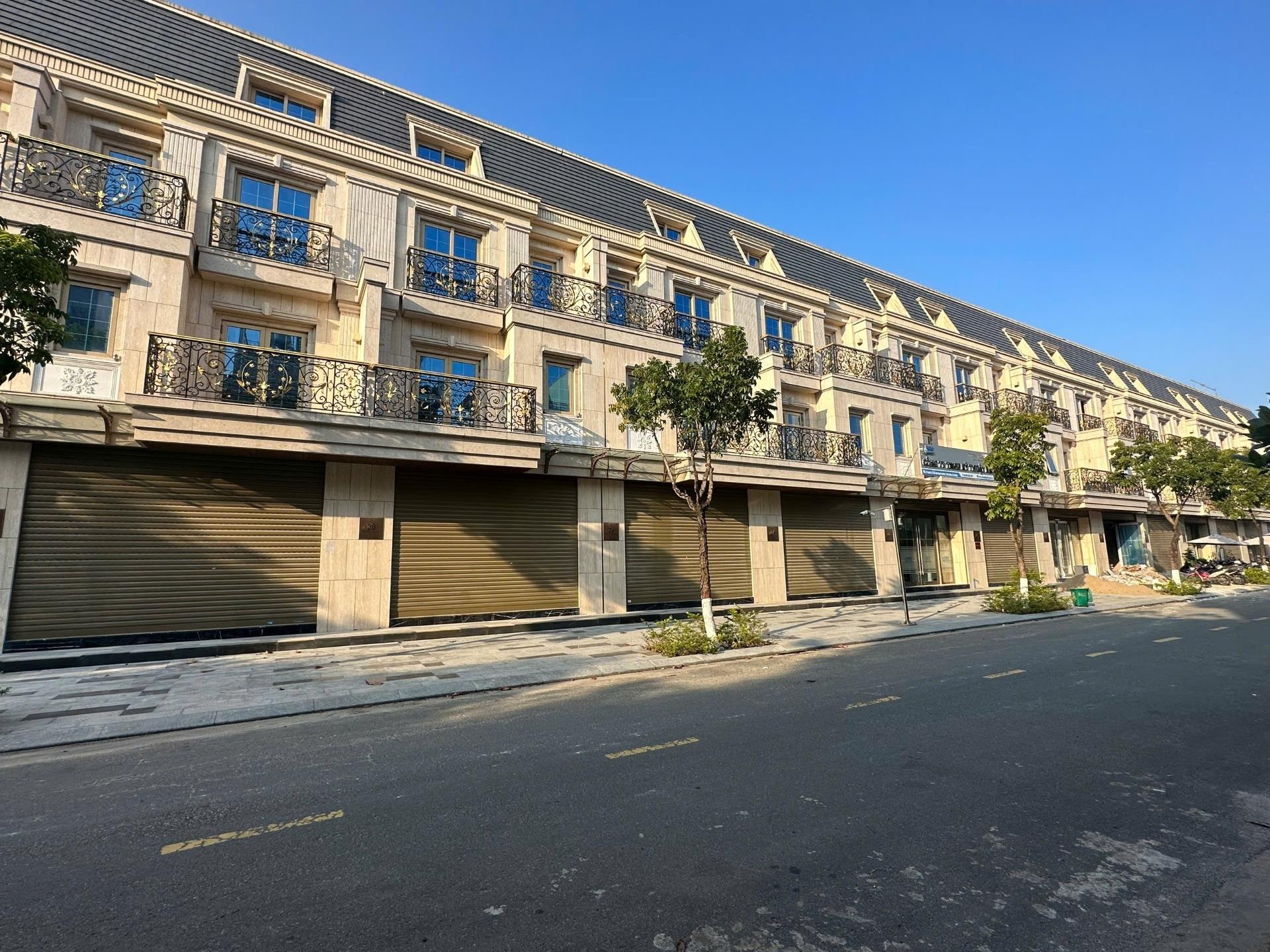 Bán gấp nhà phố thương mại 103 m2, giá 16,5 tỷ tại Đường Xô Viết Nghệ Tĩnh - Hải Châu - Đà Nẵng