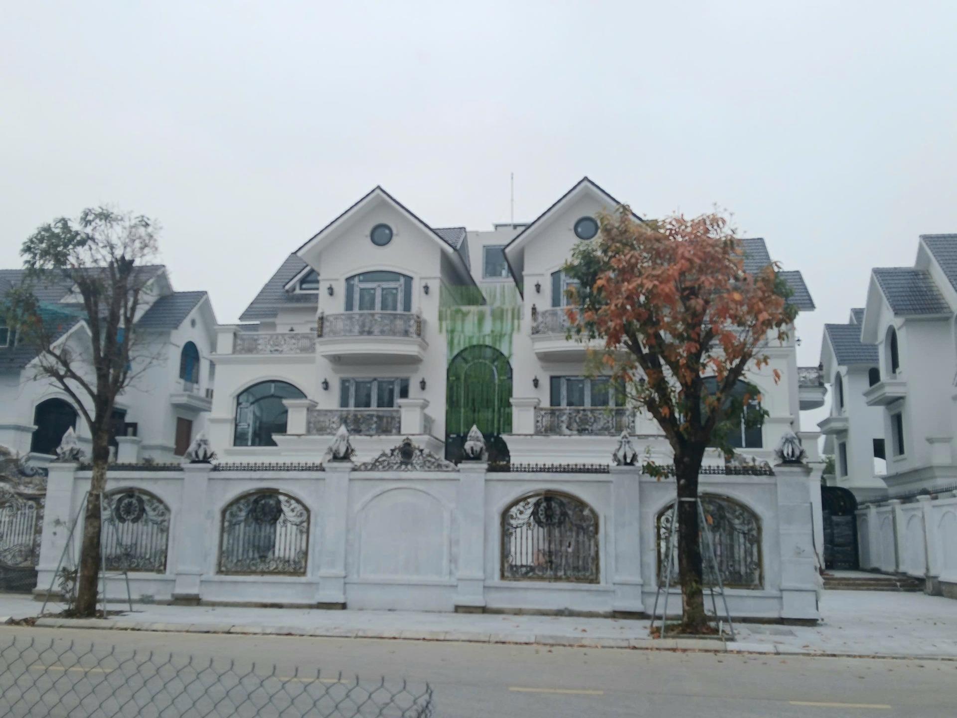 Cần bán nhà biệt thự 375 m2, giá 54 tỷ tại Phố Lê Trọng Tấn - Dương Nội - Hà Đông - Hà Nội