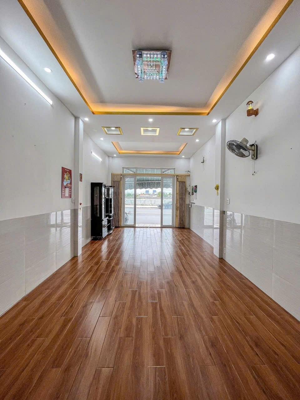 Bán nhà đất 67 m2, hướng Đông-Nam tại Phường Hưng Lợi - Ninh Kiều - Cần Thơ, giá 8,6 tỷ