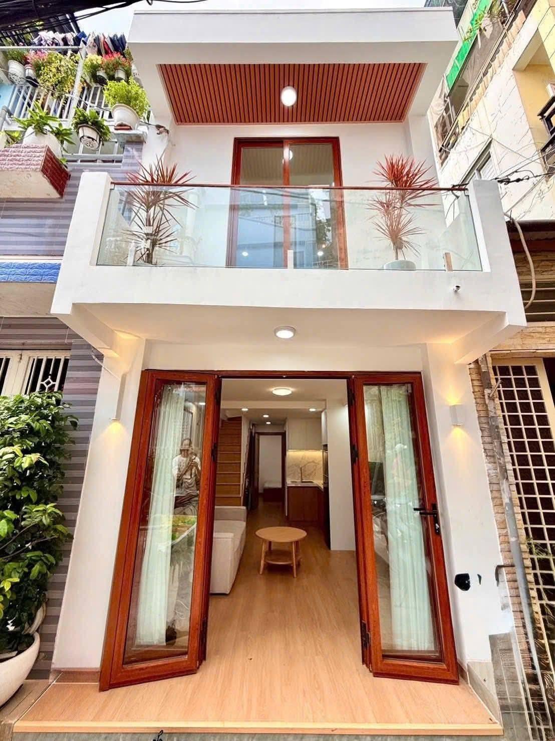 Cần bán gấp bán nhanh nhà riêng sổ đỏ 100 m2 tại Xã Bình Chánh - Bình Chánh, giá 16 tỷ