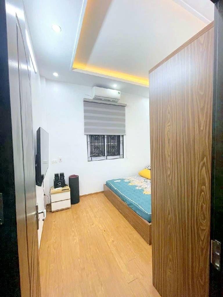 Cần bán gấp bán nhanh nhà shr 52 m2 tại Đường Đào Tấn - Liễu Giai - Ba Đình - Hà Nội, giá 17 tỷ