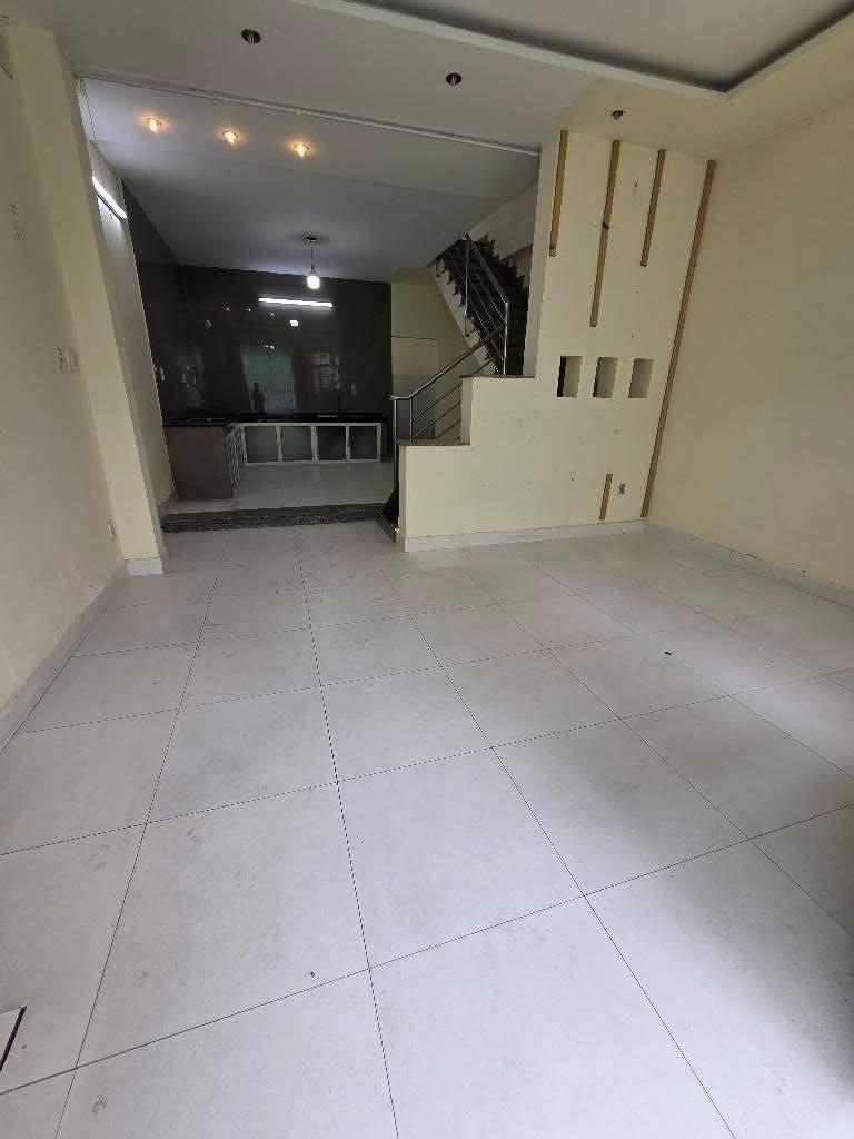 Sở hữu căn nhà 60 m2 tại Đường Cách Mạng Tháng Tám - 13 - Tân Bình - TP Hồ Chí Minh, giá 1,88 tỷ