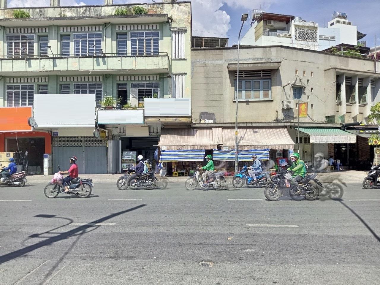 Sở hữu nhà mặt tiền 119 m2, hướng Nam tại Phường 7 - Quận 5 - TP Hồ Chí Minh, giá 15,3 tỷ