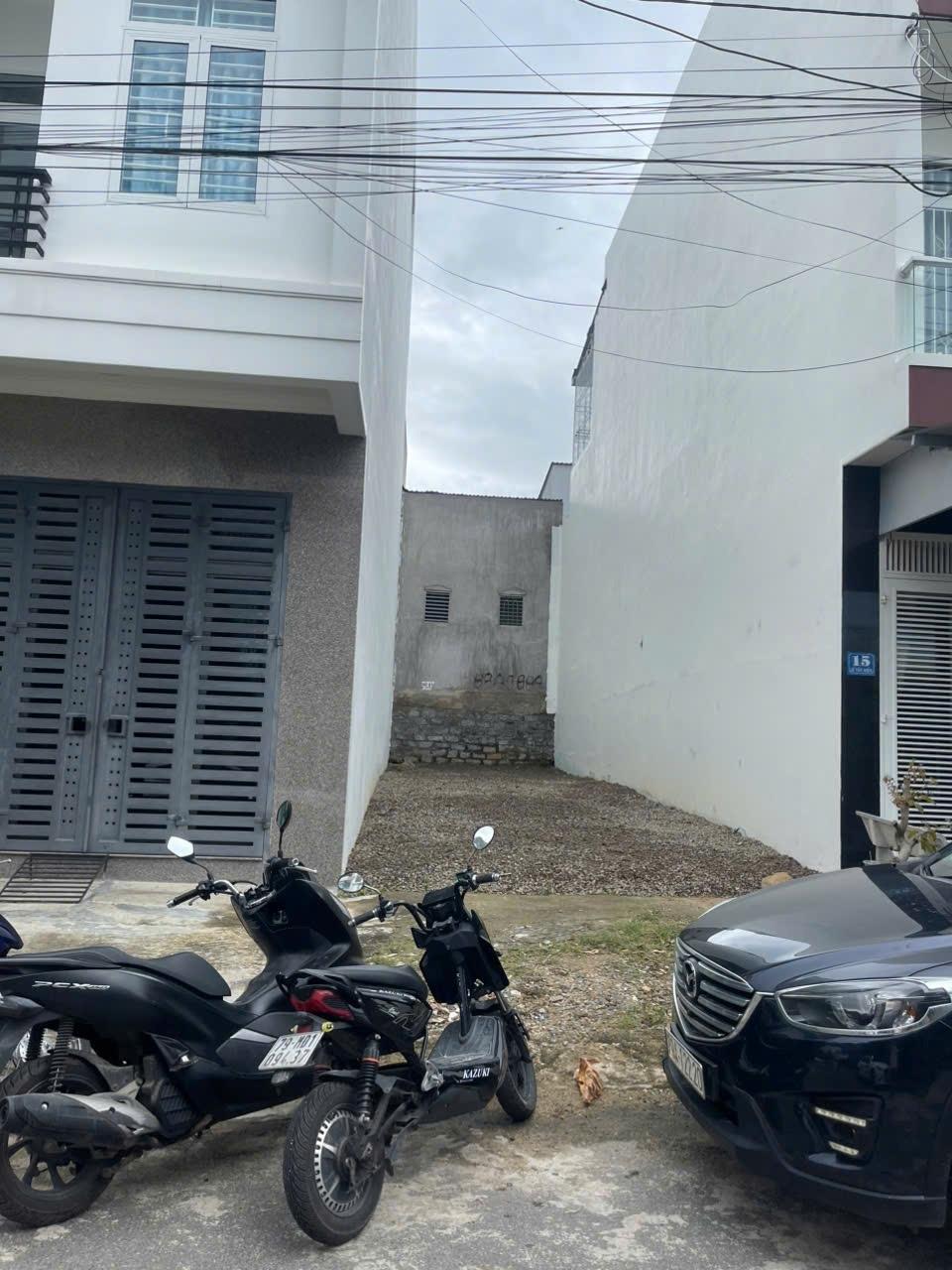 Bán gấp đất nền 60 m2 tại Đường Lê Văn Miến - Vĩnh Hòa - Nha Trang - Khánh Hòa, giá 4,39 tỷ