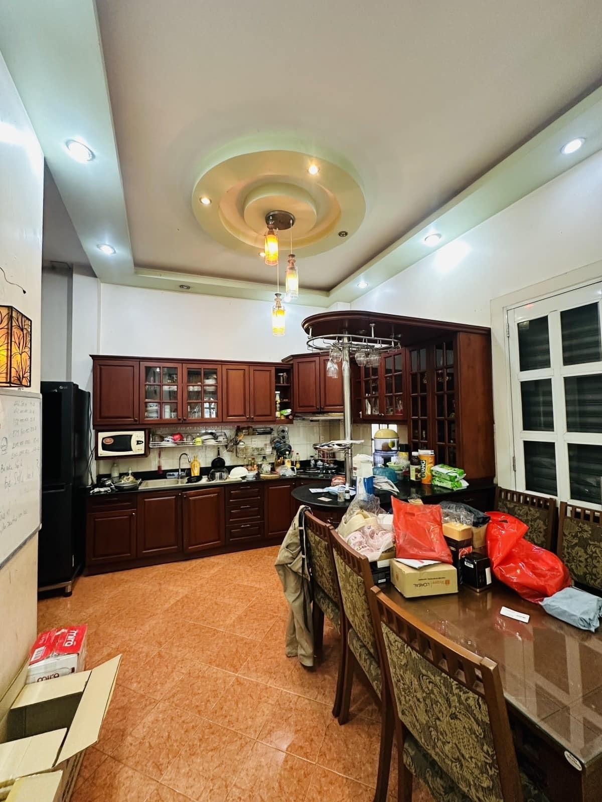 Cần bán gấp bán nhanh căn nhà đẹp 63 m2 tại Đường Bùi Minh Trực - 5 - Quận 8, giá 1,22 tỷ