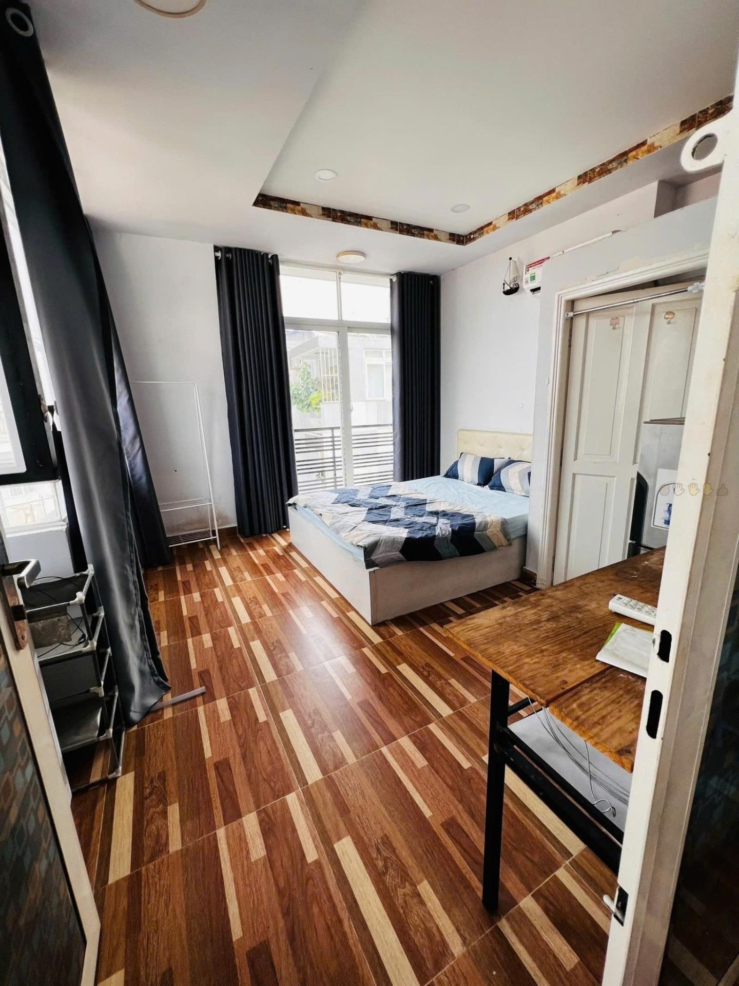 Chuyển nhượng nhà sổ hồng riêng 50 m2 tại Đường Lũy Bán Bích - Hòa Thạnh - Tân Phú, giá 1,4 tỷ