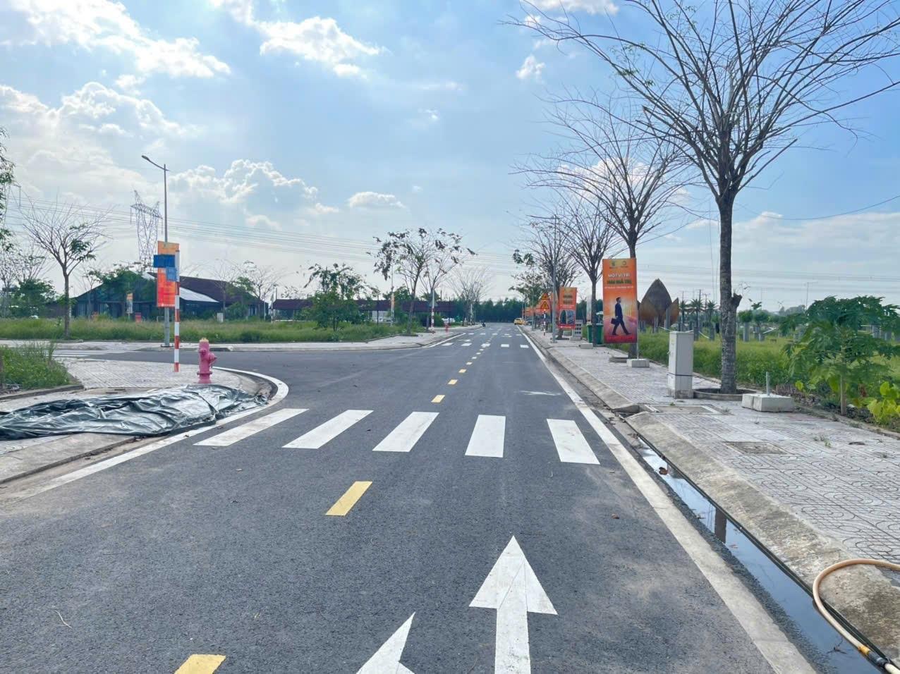 Cần bán đất 90 m2, hướng Tây tại Đường 10 - Đức Hoà Đông - Đức Hòa - Long An, giá 2,54 tỷ