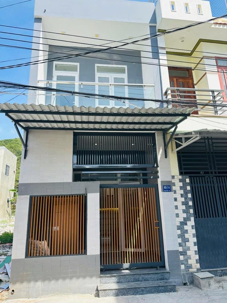 Bán nhanh căn nhà riêng 2 tầng, 64 m2, hướng Nam tại Đường Nguyễn An - Nha Trang, giá 4,8 tỷ