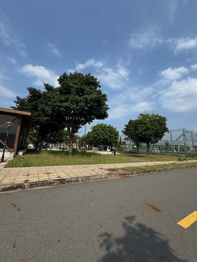 Bán nhanh lô đất sổ riêng 100 m2 tại Xã Bình Sơn - Long Thành - Đồng Nai, giá 2,6 tỷ