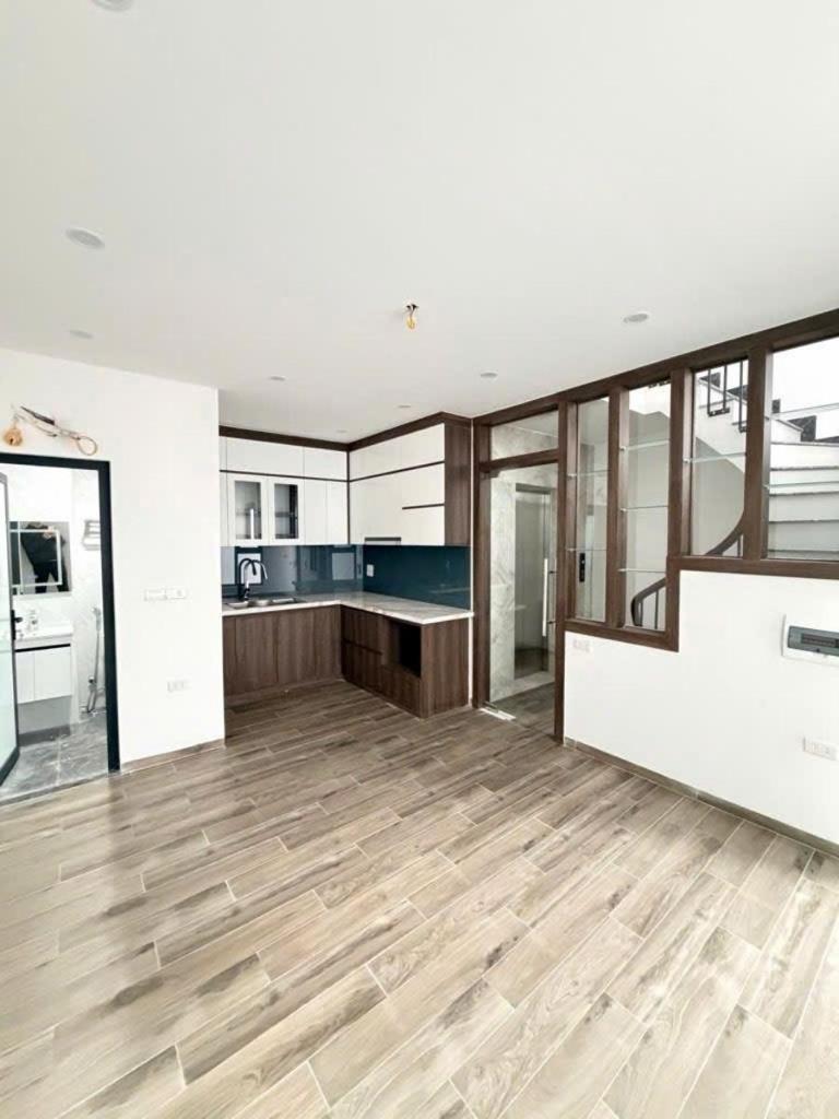 Sở hữu nhà đất 37 m2 tại Đường An Dương Vương - Phú Thượng - Tây Hồ - Hà Nội, giá 8,8 tỷ