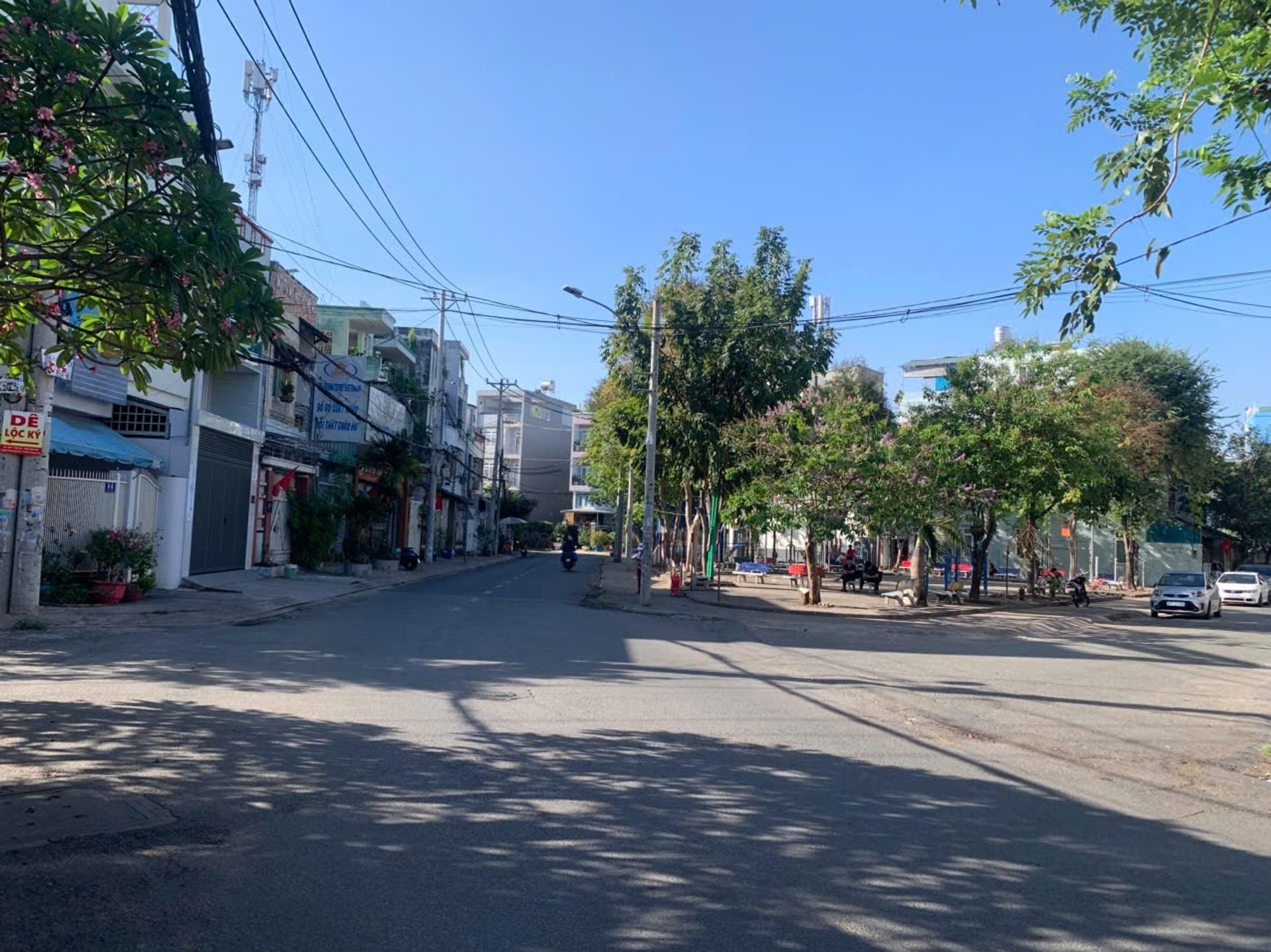 Bán nhà sổ hồng riêng 67 m2 tại Đường 9 - Linh Trung - Thủ Đức - TP Hồ Chí Minh, giá 6,6 tỷ