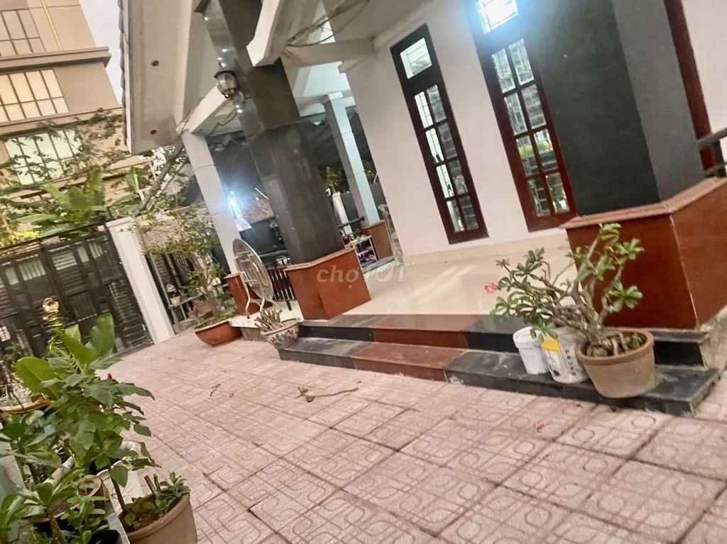 Cần bán nhanh nhà mặt tiền 400 m2 tại Đường Kha Vạn Cân - Linh Đông - Thủ Đức, giá 23,9 tỷ