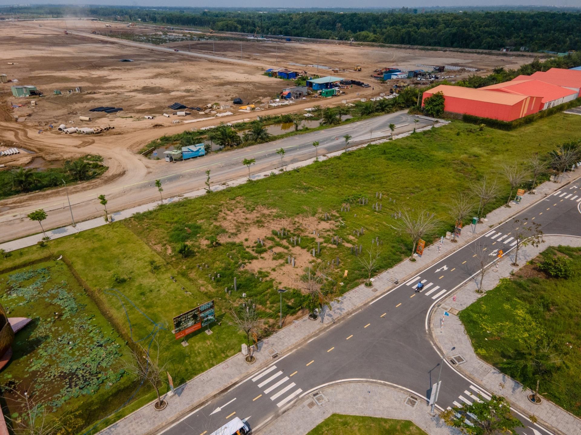 Cần bán gấp đất 90 m2, hướng Đông tại Đường 10 - Đức Hoà Đông - Đức Hòa - Long An, giá 2,56 tỷ